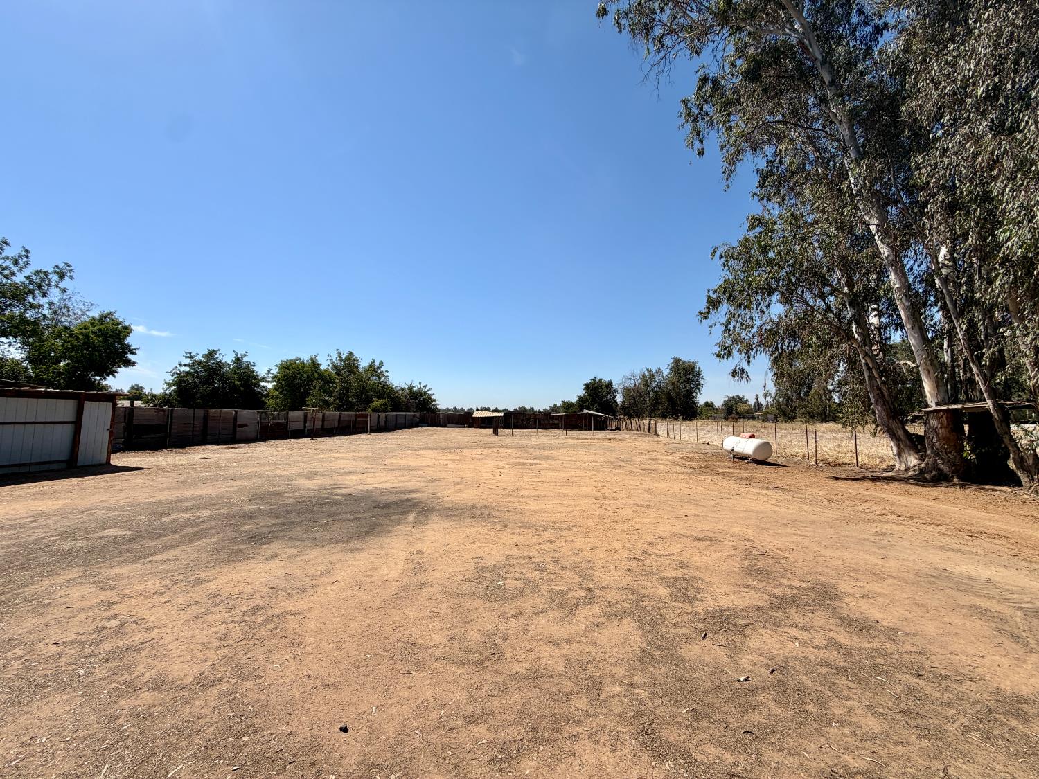 25706 Ellis St, Madera, CA 93638