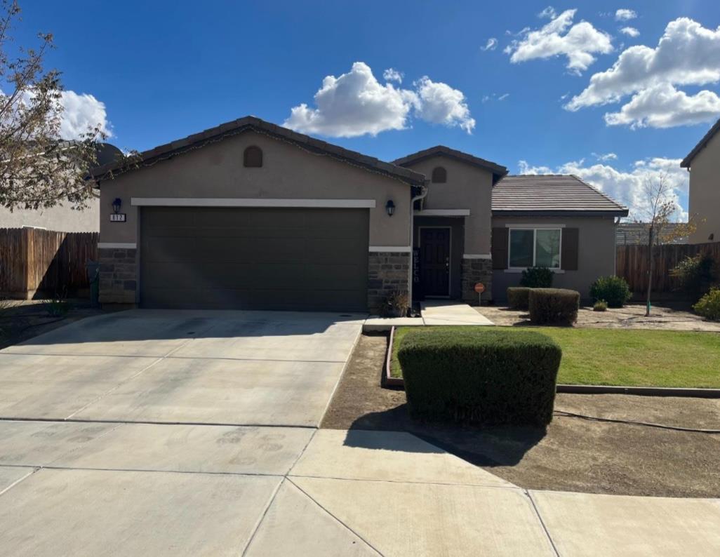 812 Reisling, Coalinga, CA 93210