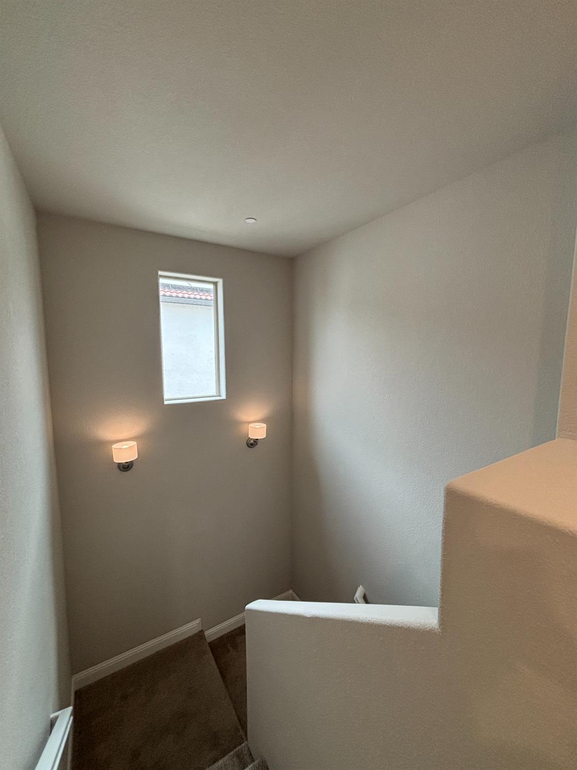 6219 E Sasha Dr, Fresno, CA 93727