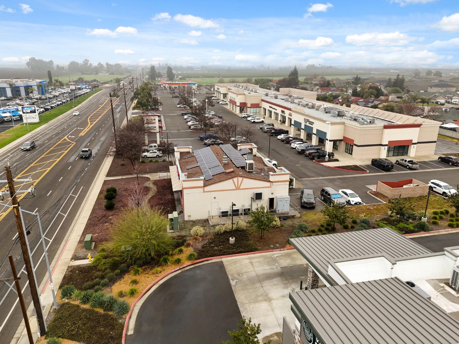 1377 W El Monte Way, Dinuba, CA 93618