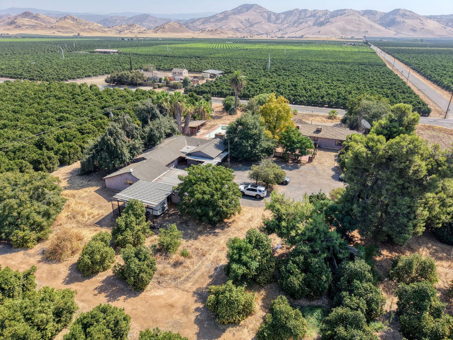 45625 Road 128, Orange Cove, CA 93646