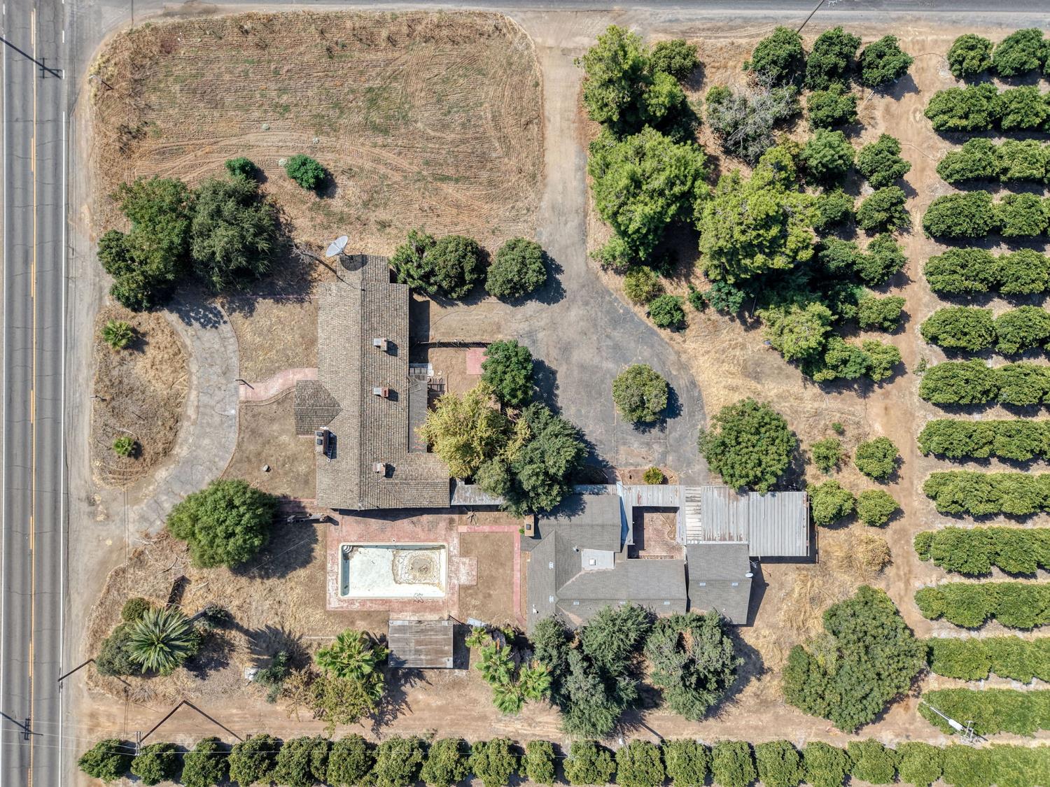 45625 Road 128, Orange Cove, CA 93646