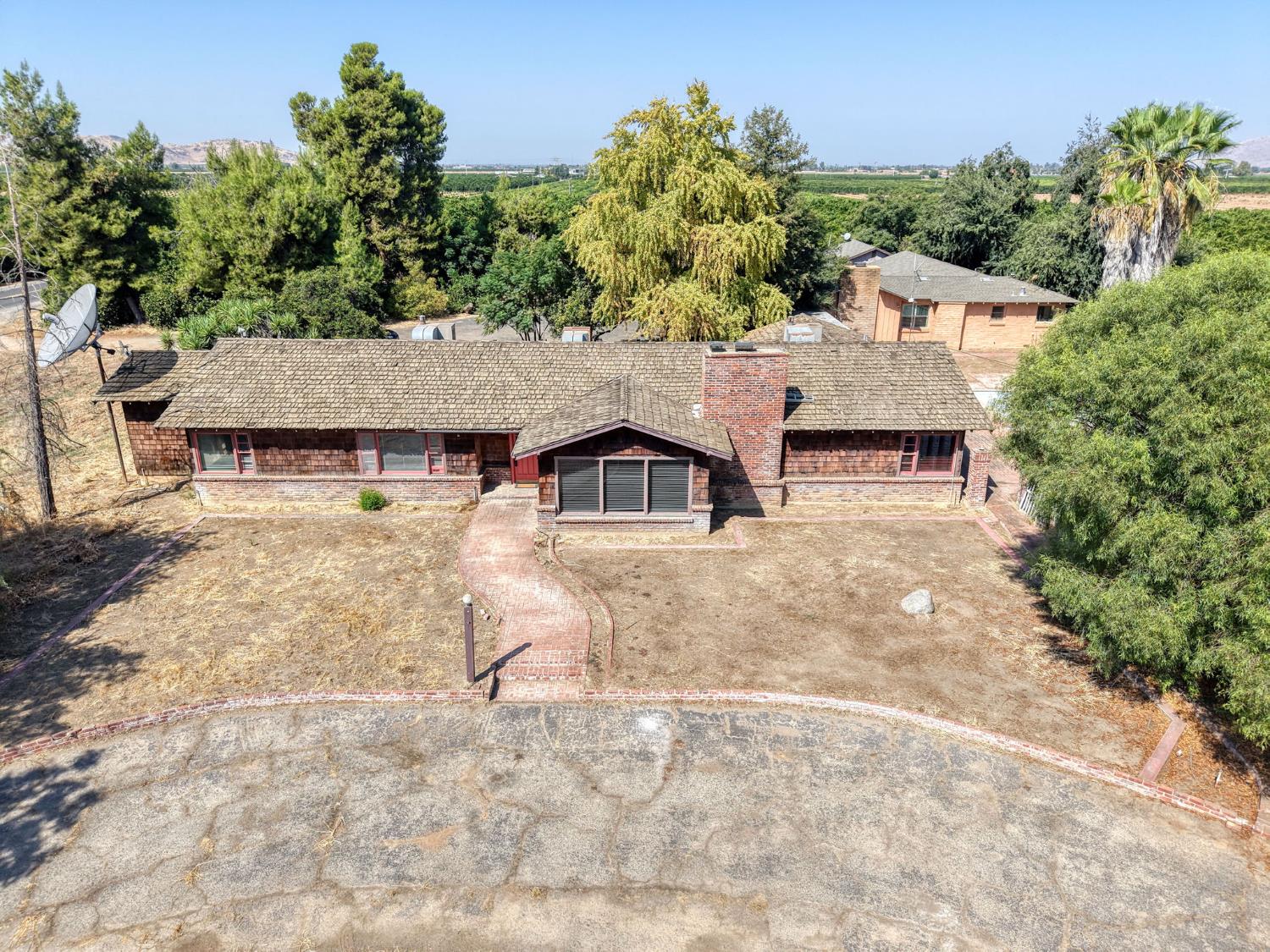 45625 Road 128, Orange Cove, CA 93646