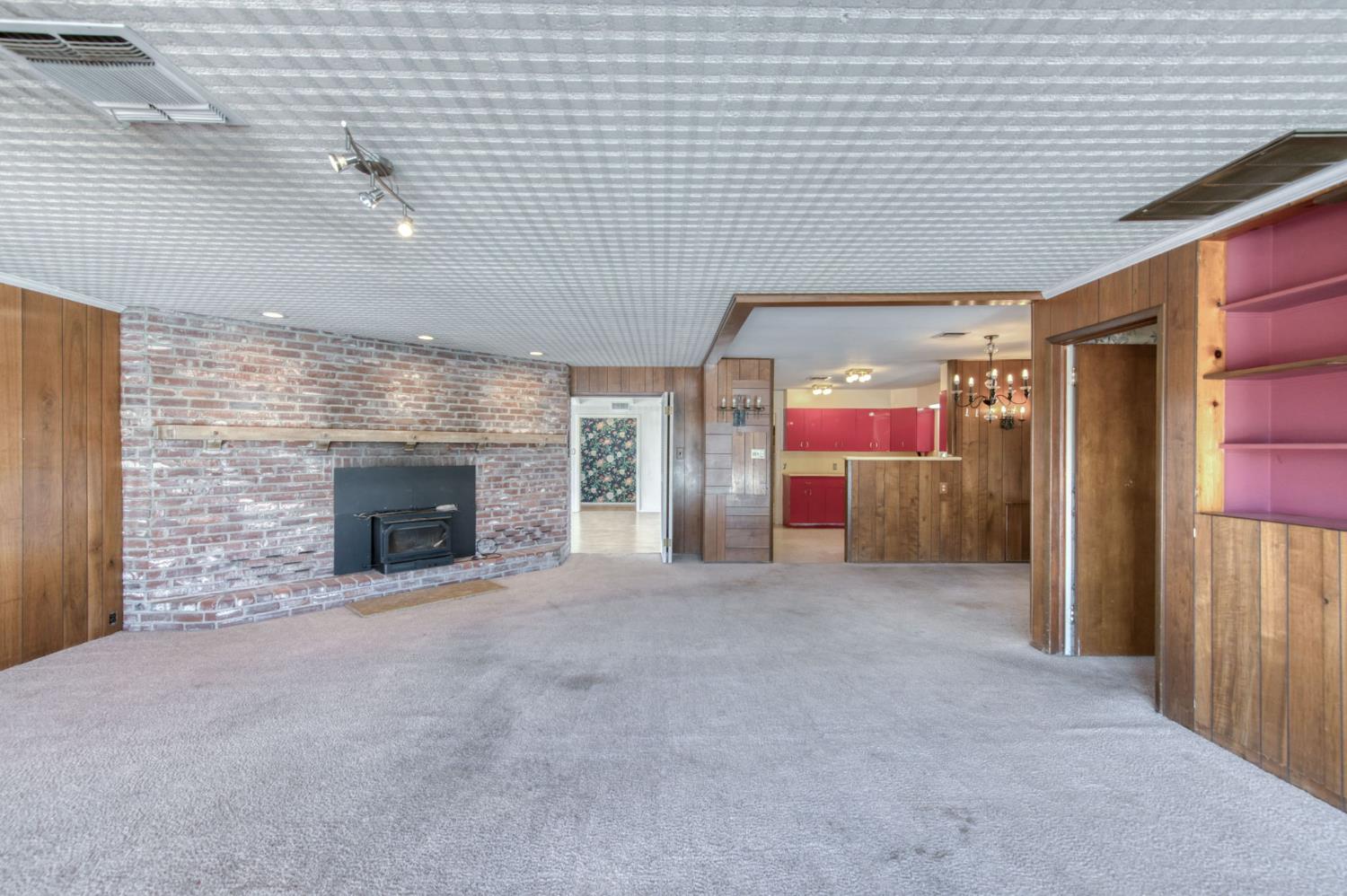 45625 Road 128, Orange Cove, CA 93646