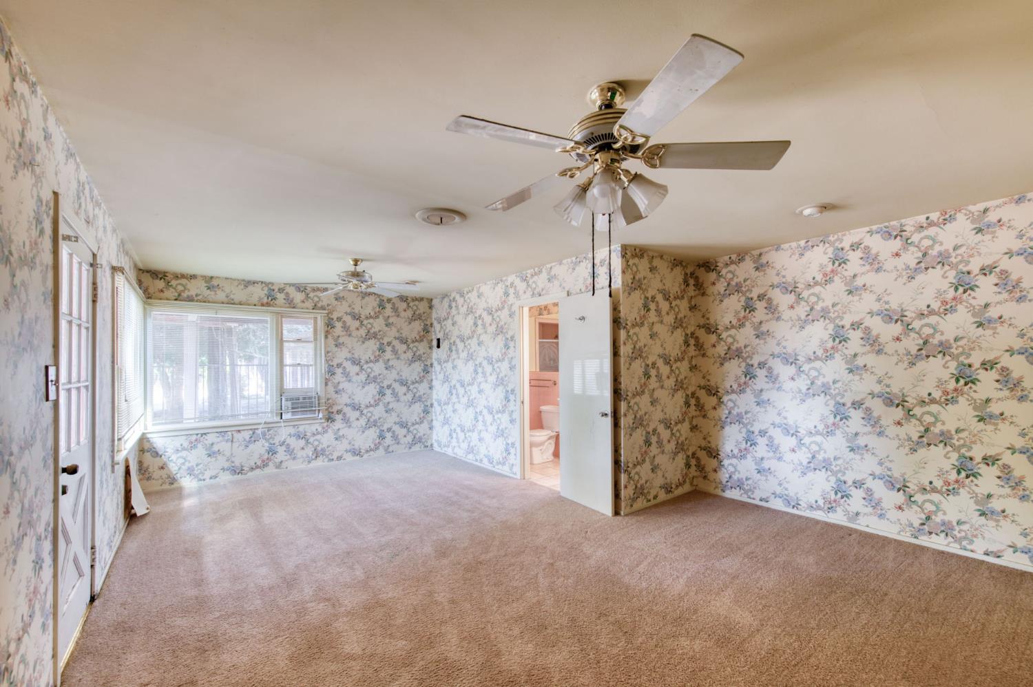45625 Road 128, Orange Cove, CA 93646