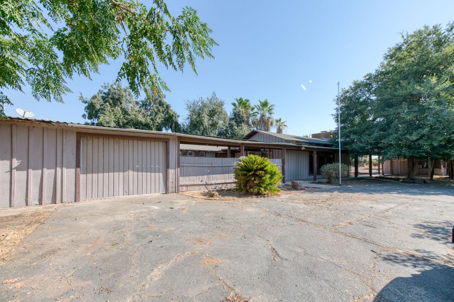 45625 Road 128, Orange Cove, CA 93646