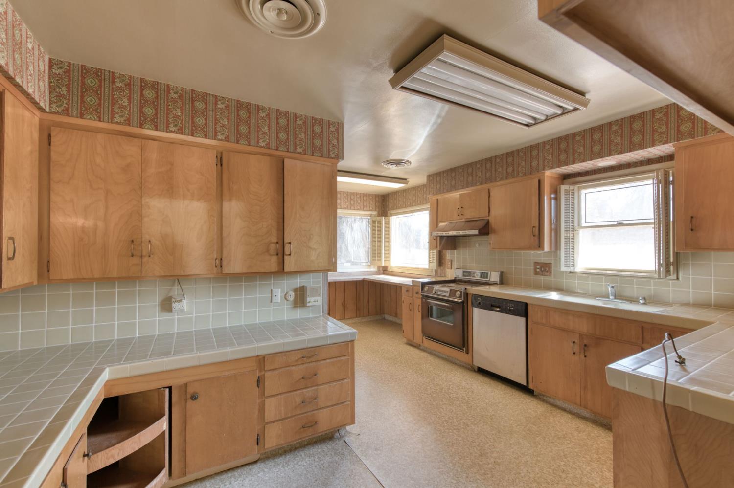 45625 Road 128, Orange Cove, CA 93646