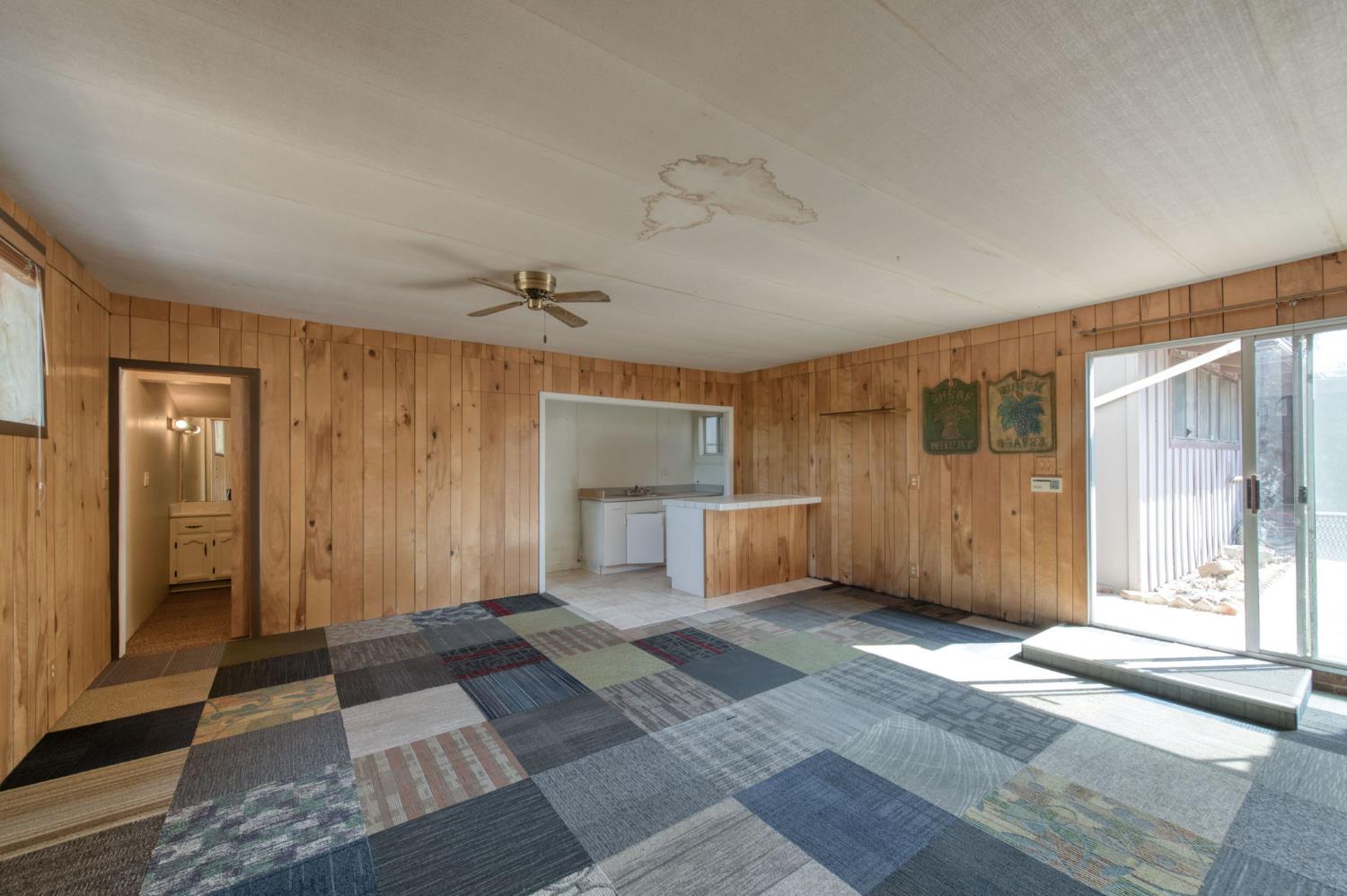 45625 Road 128, Orange Cove, CA 93646