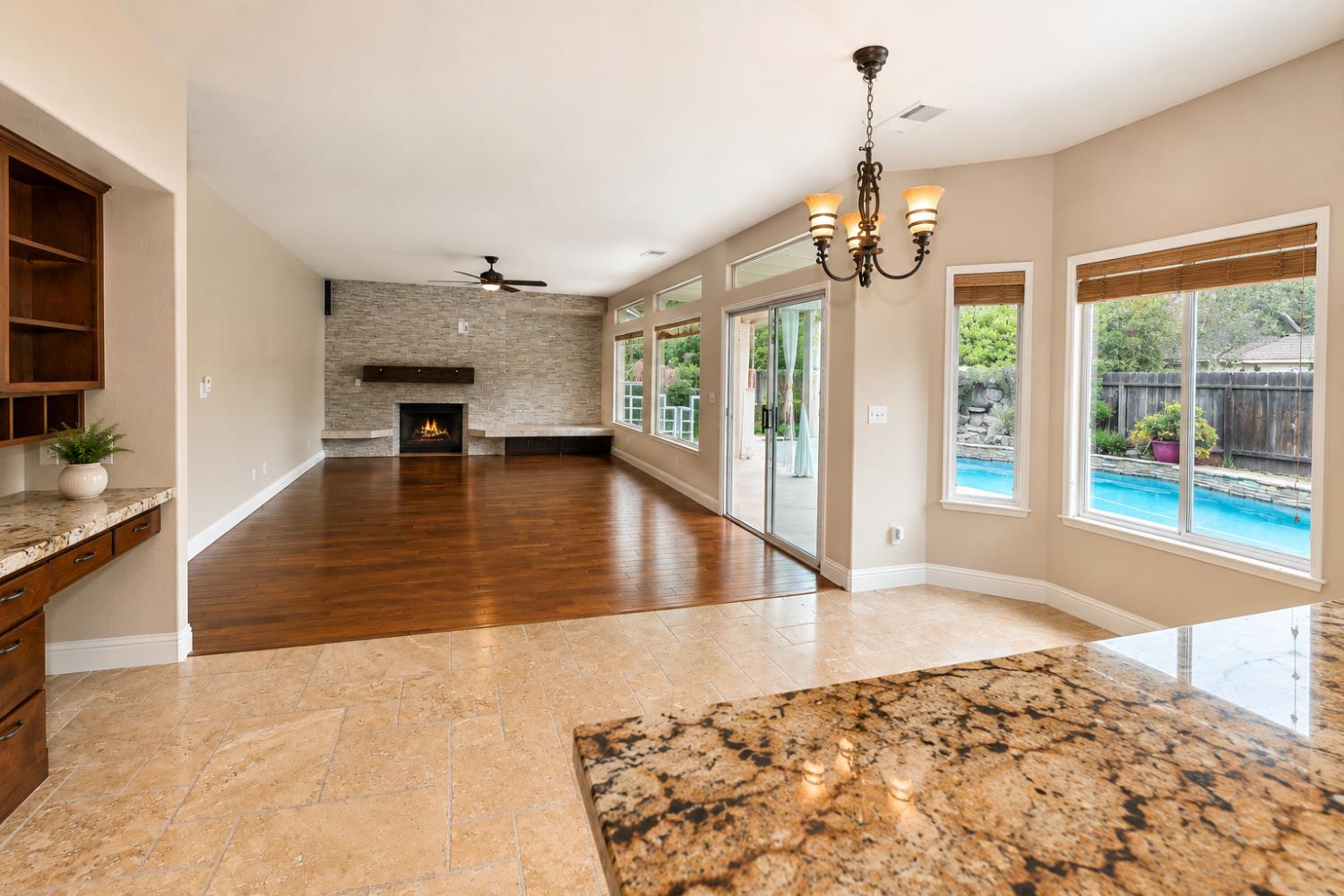 1650 E Emerald Ave, Fresno, CA 93720