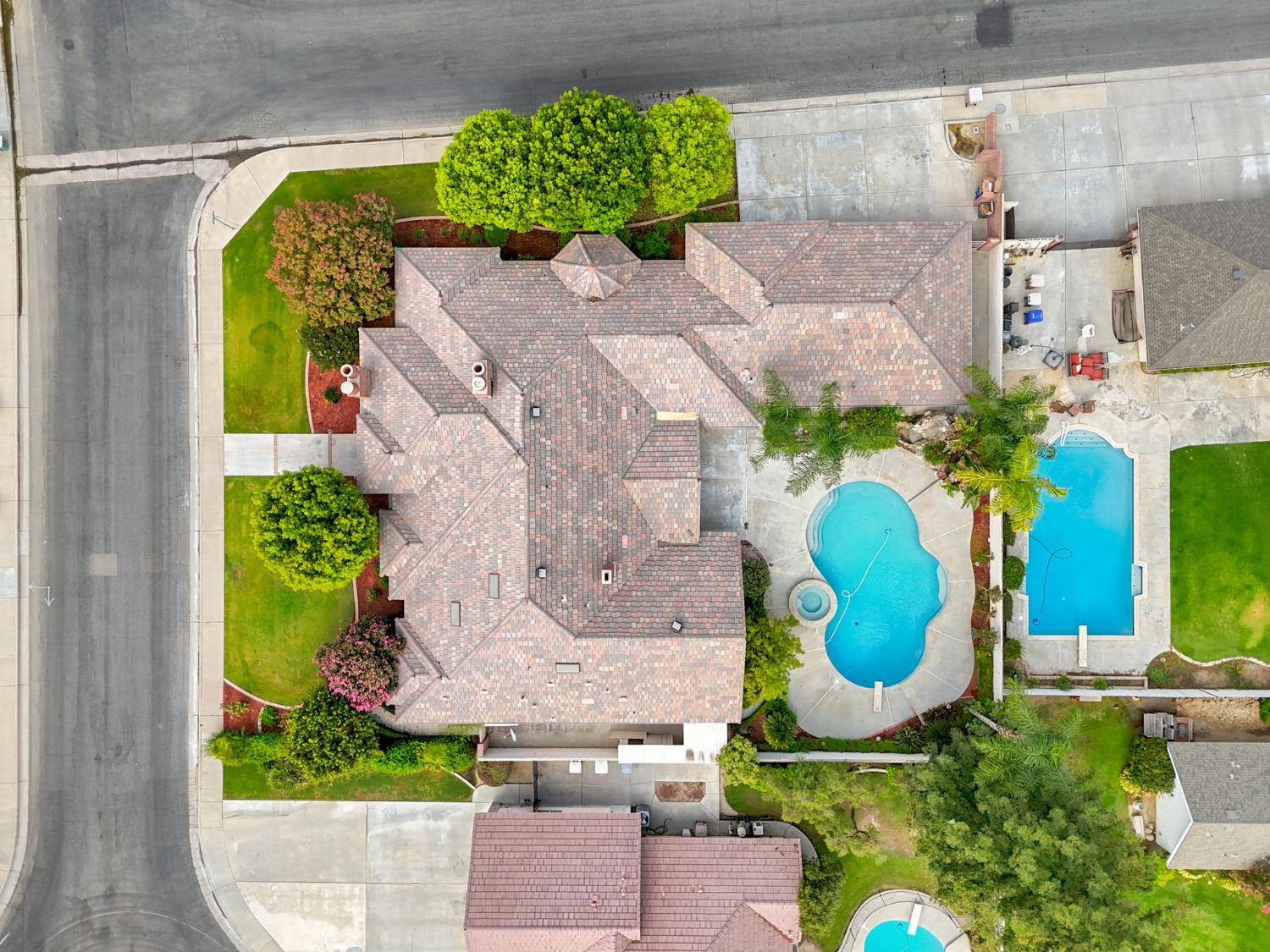 9008 Serrant Ct, Bakersfield, CA 93311