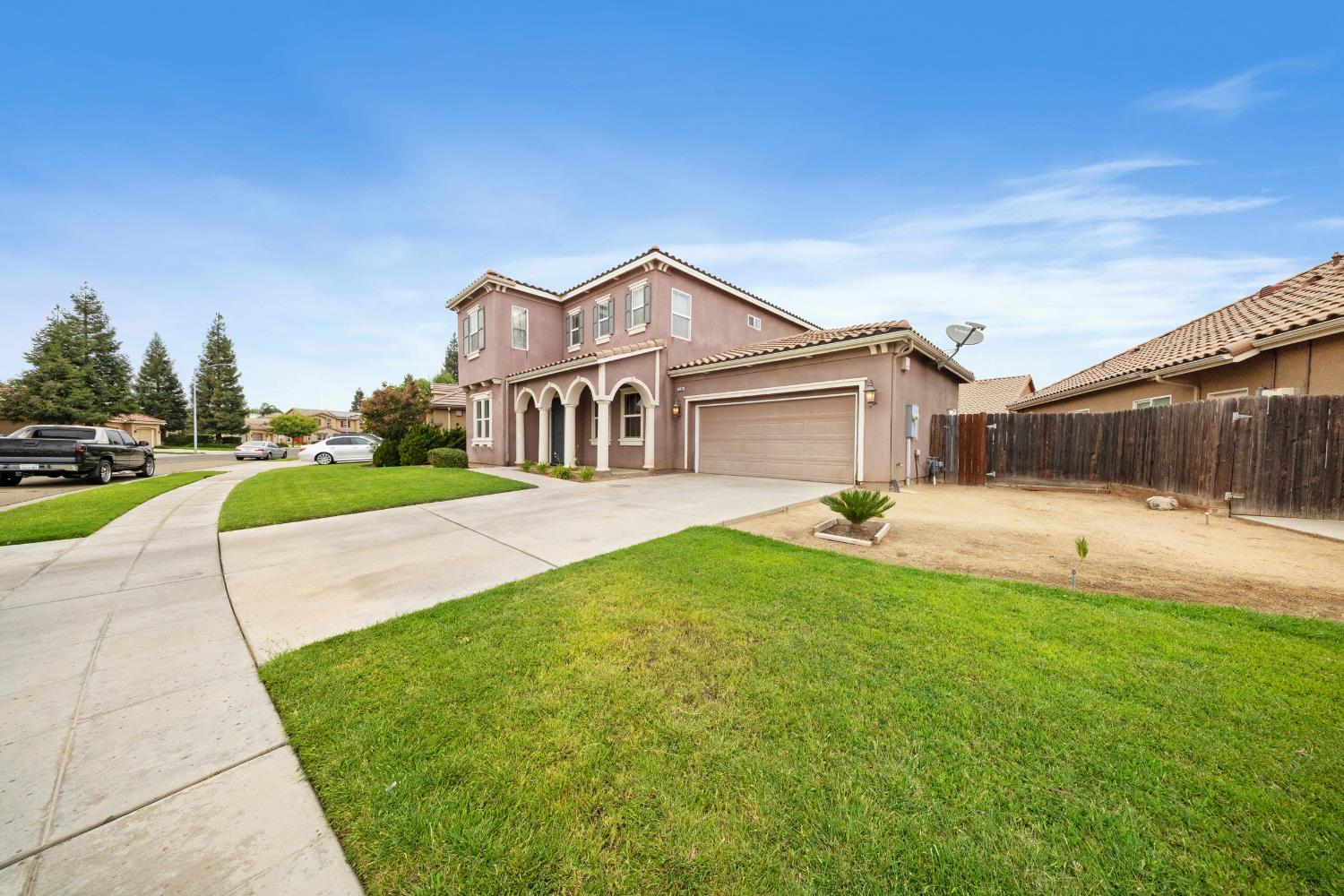 6348 W Portals Ave, Fresno, CA 93723
