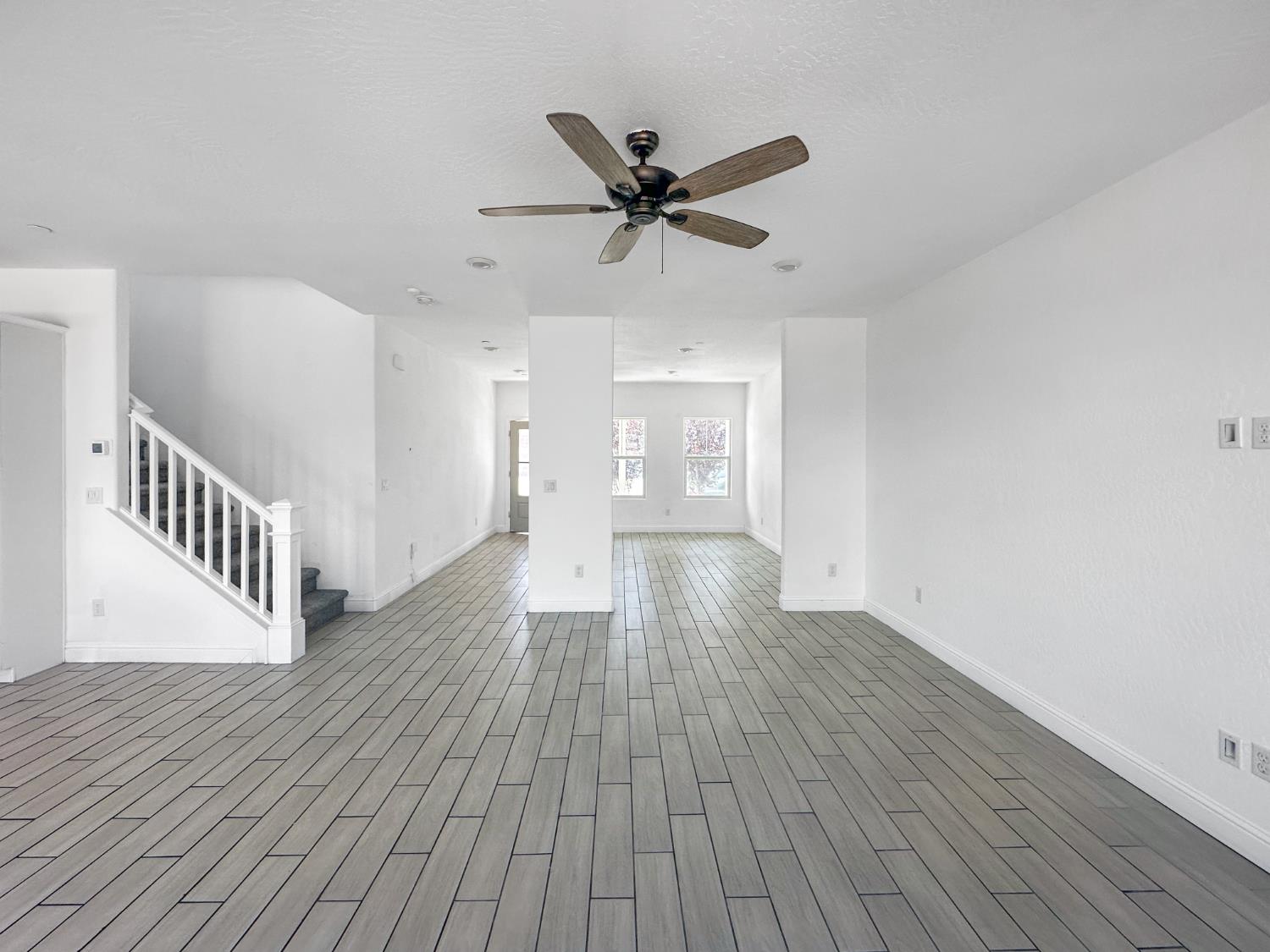 7124 W Poe Ave, Fresno, CA 93723