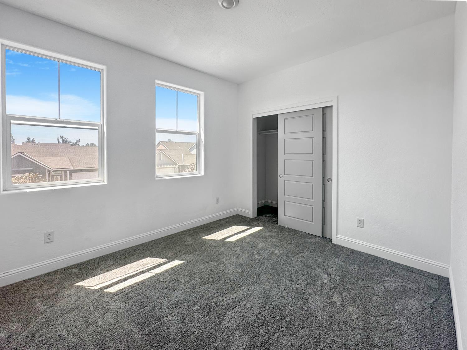 7124 W Poe Ave, Fresno, CA 93723