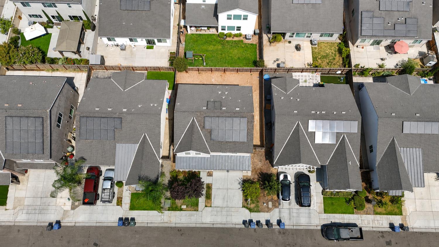 7124 W Poe Ave, Fresno, CA 93723