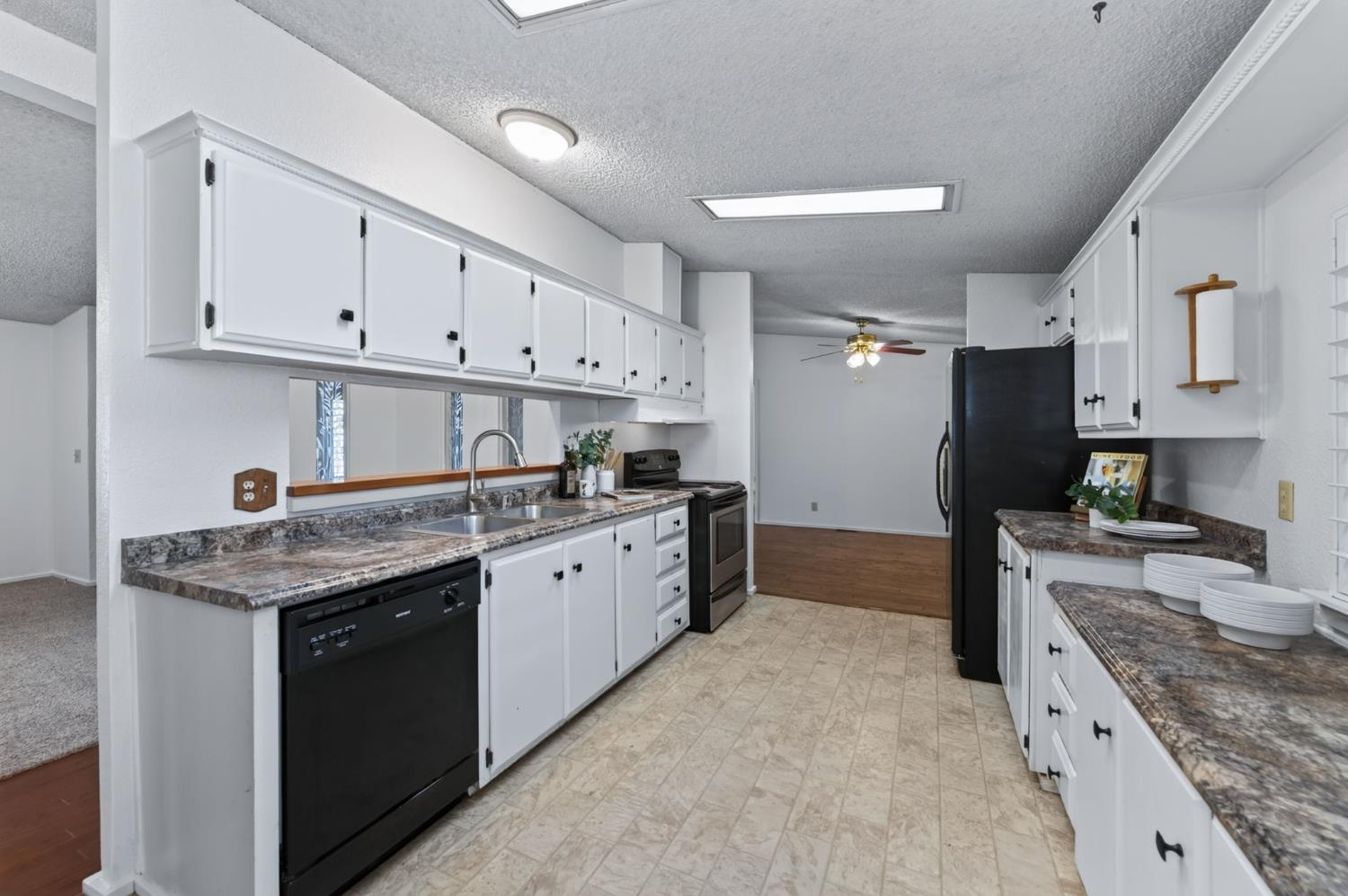 8701 Highway 41 #SP 29, Fresno, CA 93720