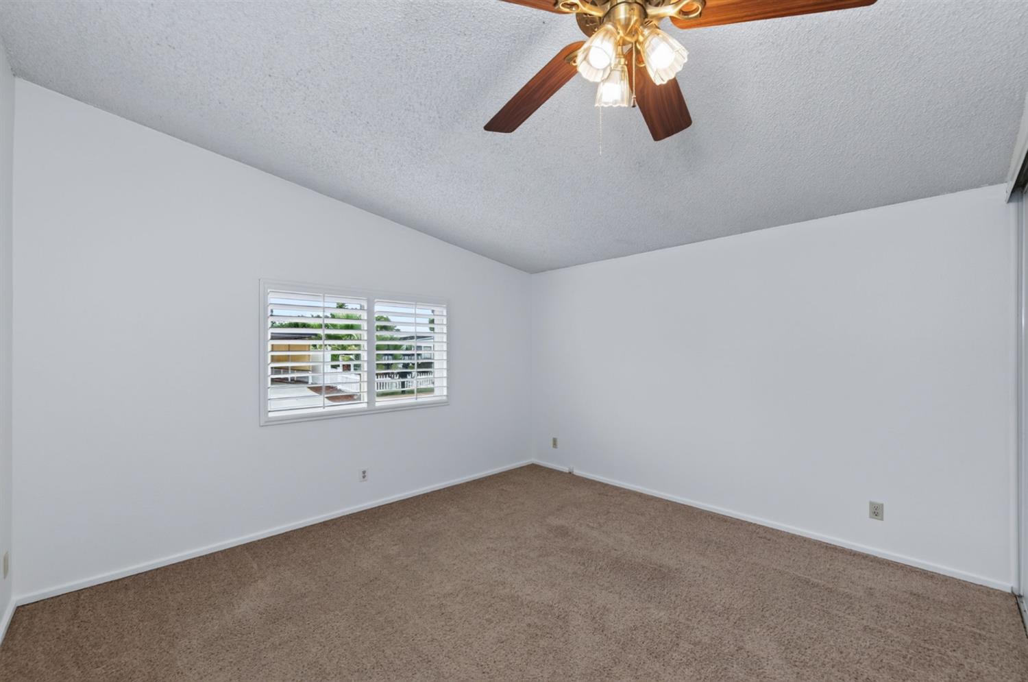 8701 Highway 41 #SP 29, Fresno, CA 93720