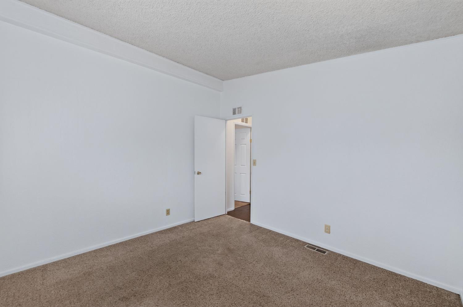 8701 Highway 41 #SP 29, Fresno, CA 93720