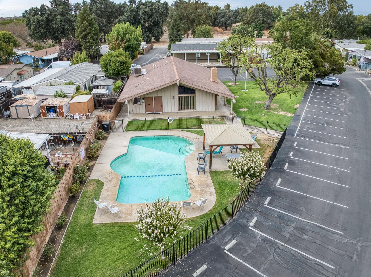 8701 Highway 41 #SP 29, Fresno, CA 93720