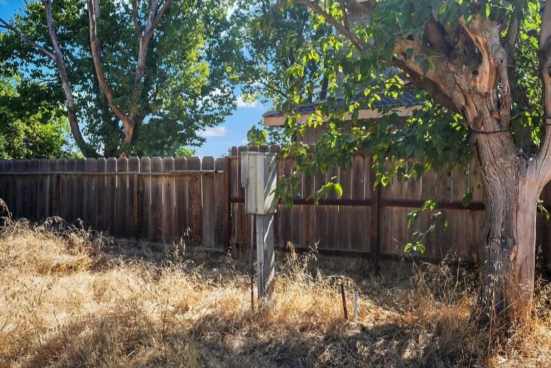 140 Washington Road, Chowchilla, CA 93610