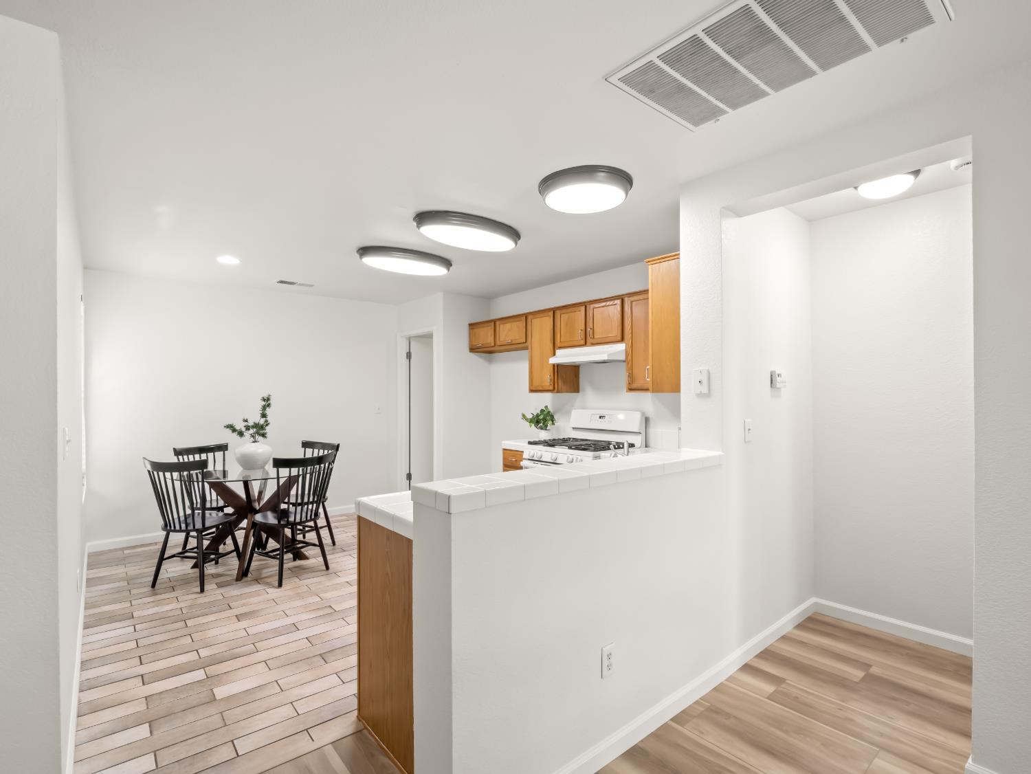 3515 Megan Ave, Clovis, CA 93611