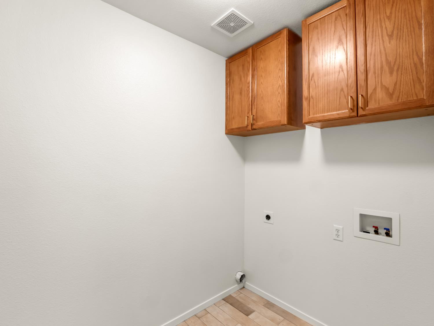 3515 Megan Ave, Clovis, CA 93611