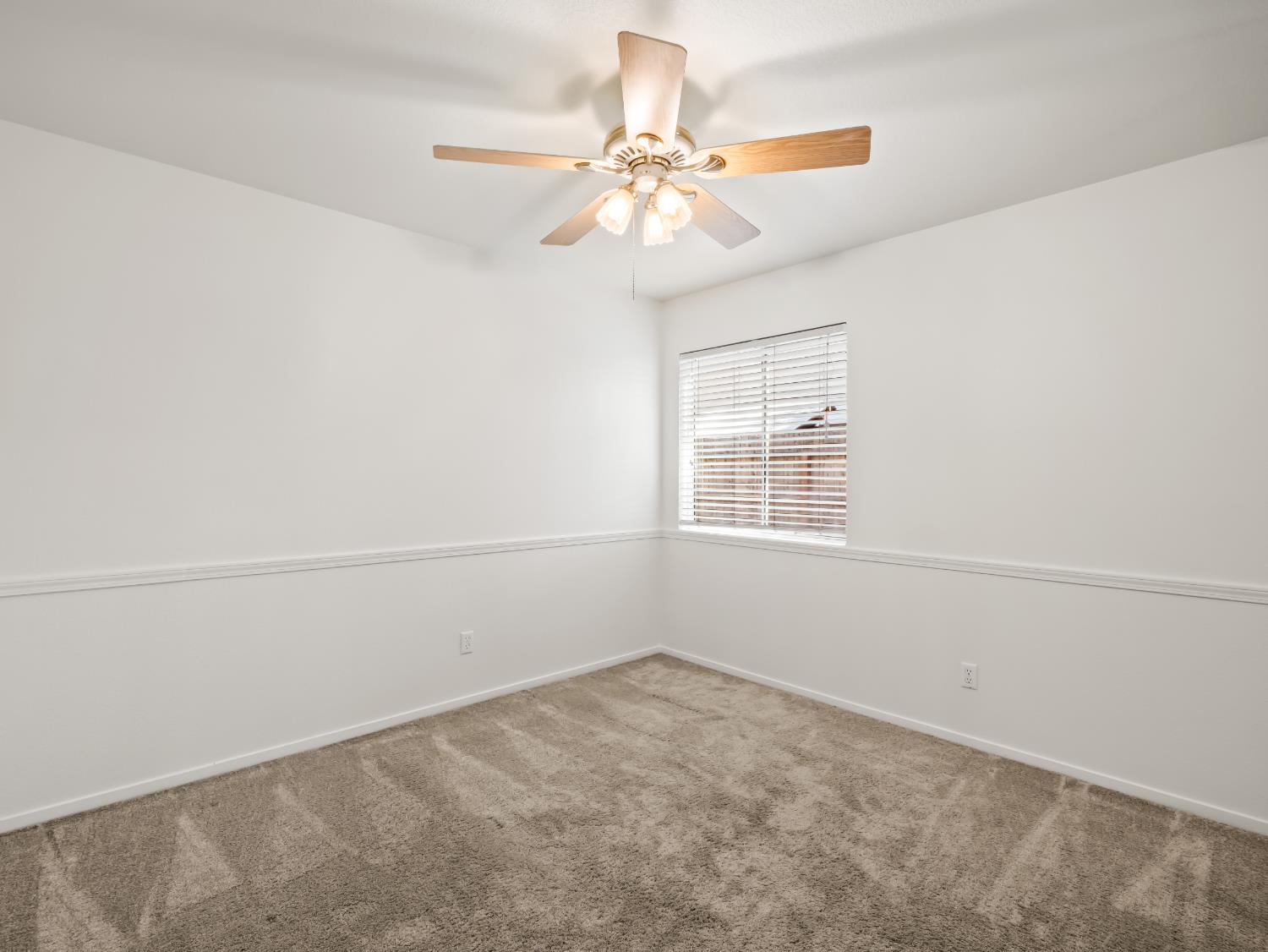 3515 Megan Ave, Clovis, CA 93611