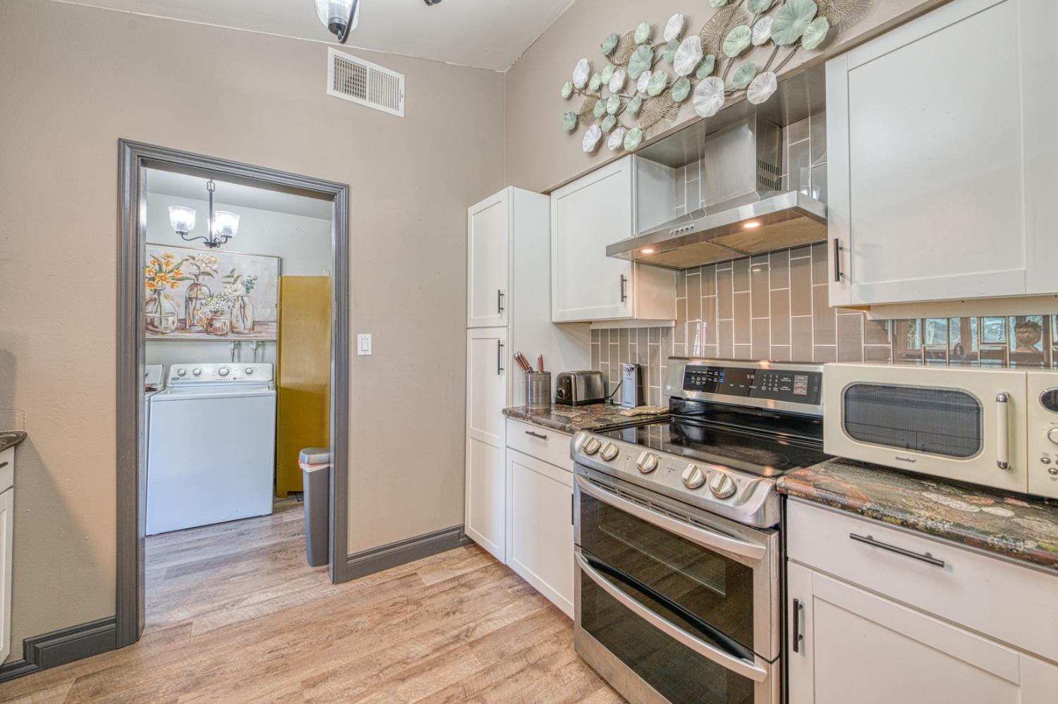 28960 Yosemite springs Pkwy, Coarsegold, CA 93614
