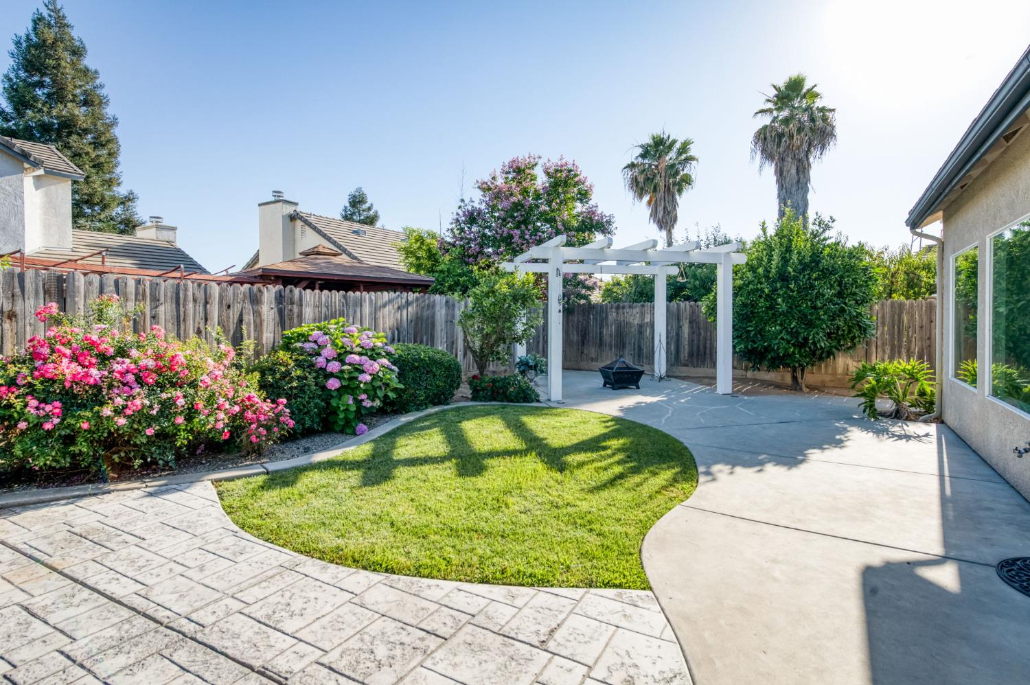2839 E Brandywine Ln, Fresno, CA 93720