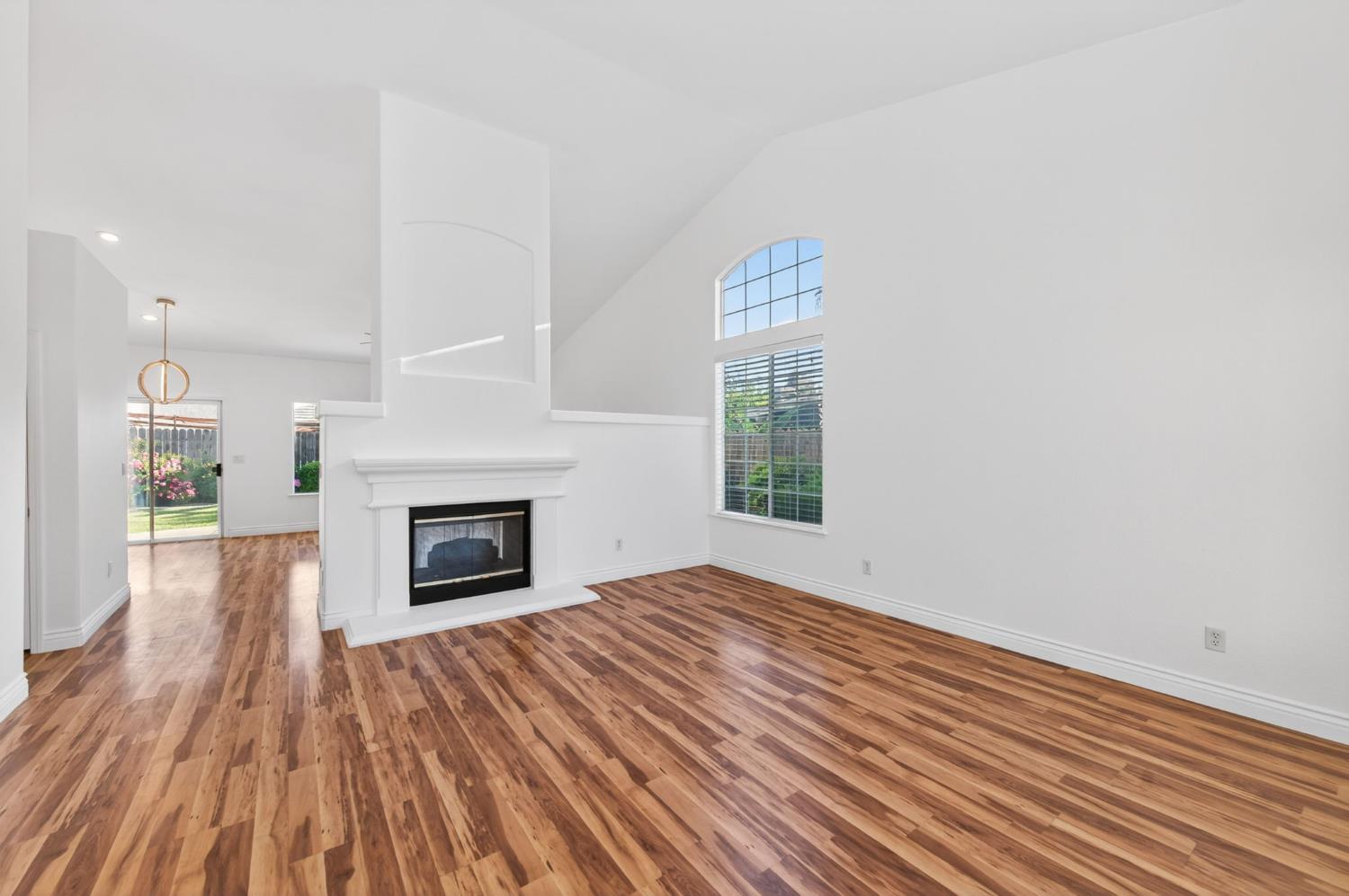 2839 E Brandywine Ln, Fresno, CA 93720