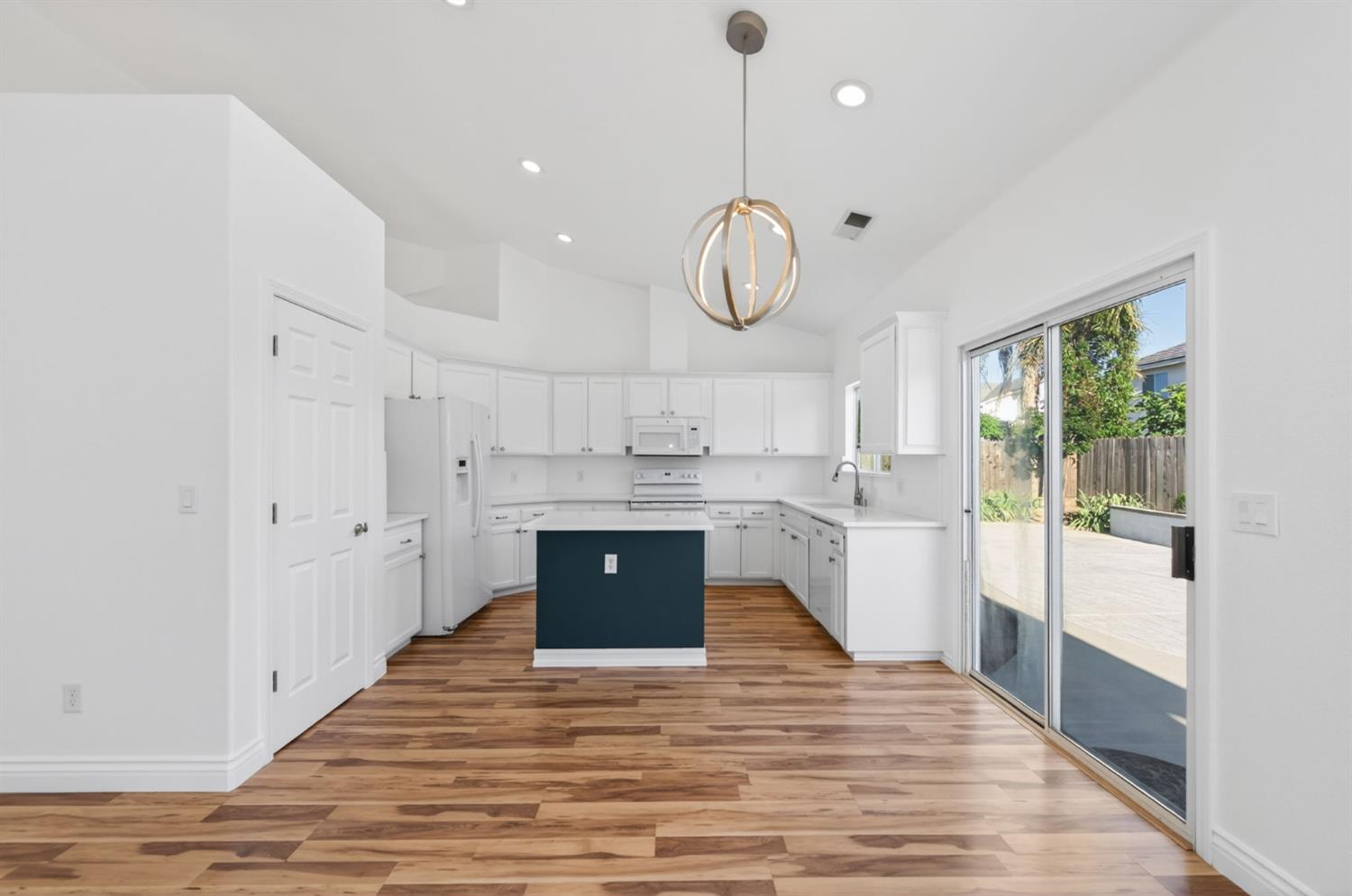 2839 E Brandywine Ln, Fresno, CA 93720