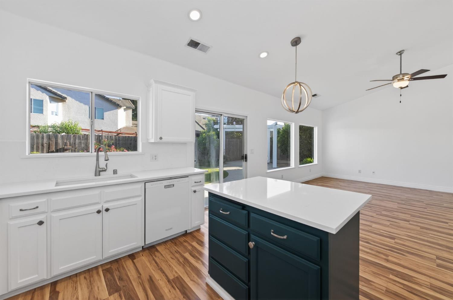 2839 E Brandywine Ln, Fresno, CA 93720