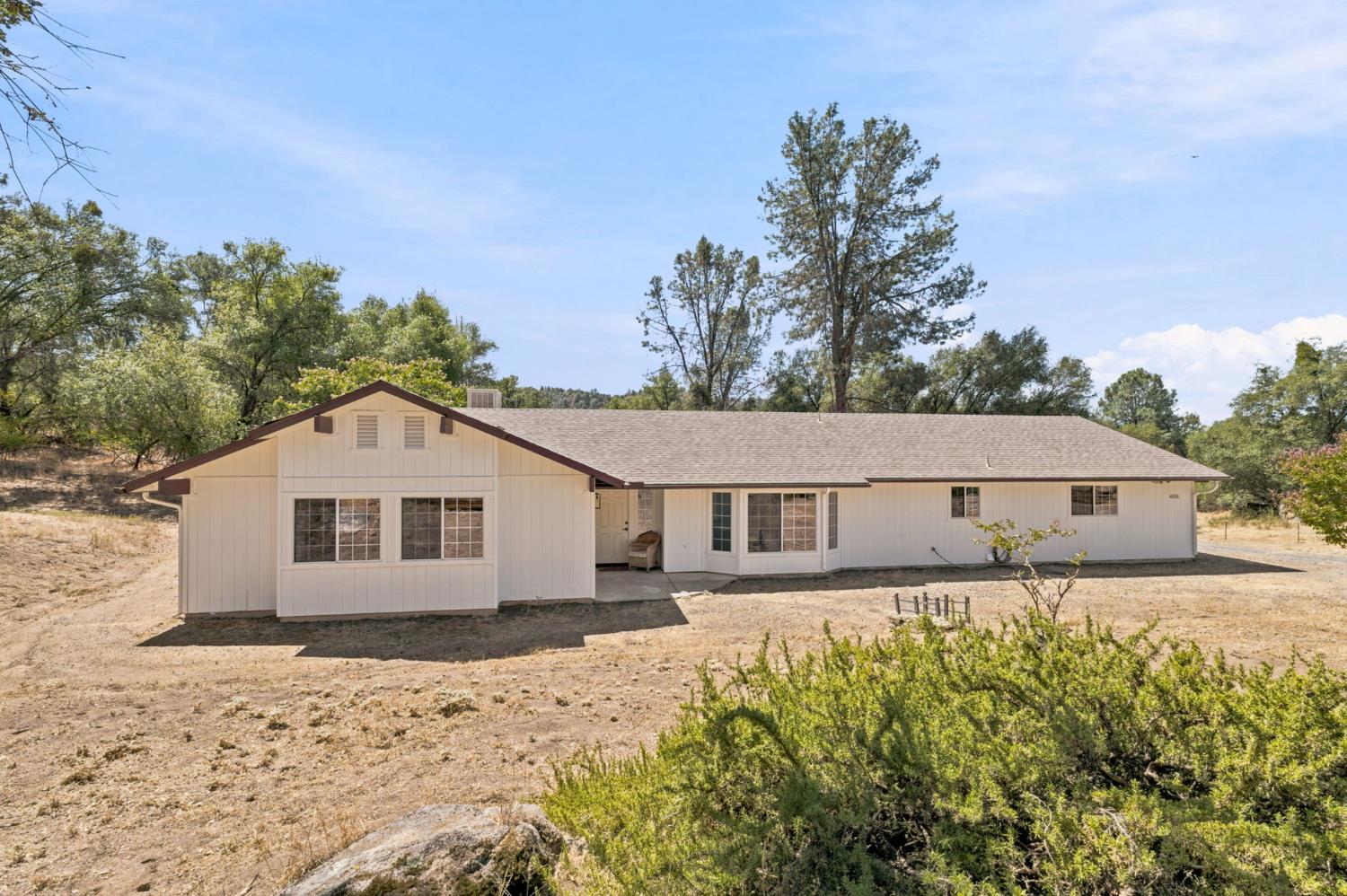 4856 Daffodil Dr, Mariposa, CA 95338