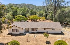 4856 Daffodil Dr, Mariposa, CA 95338