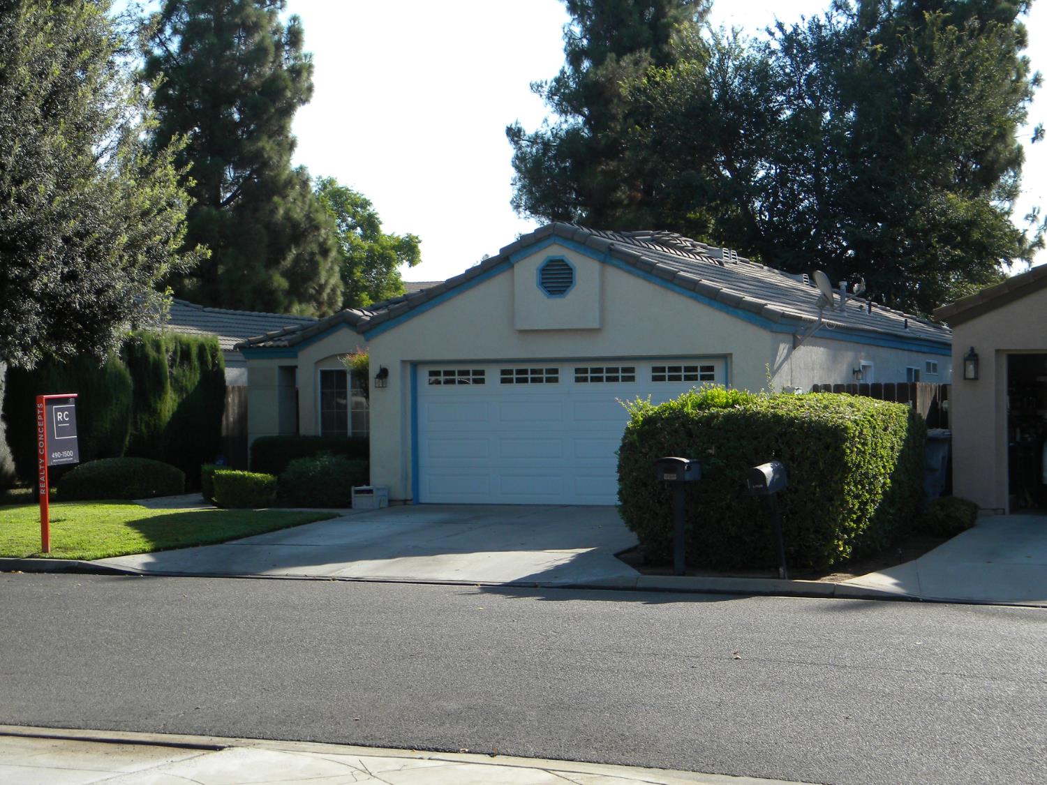 6330 N Malsbary Ave, Fresno, CA 93711
