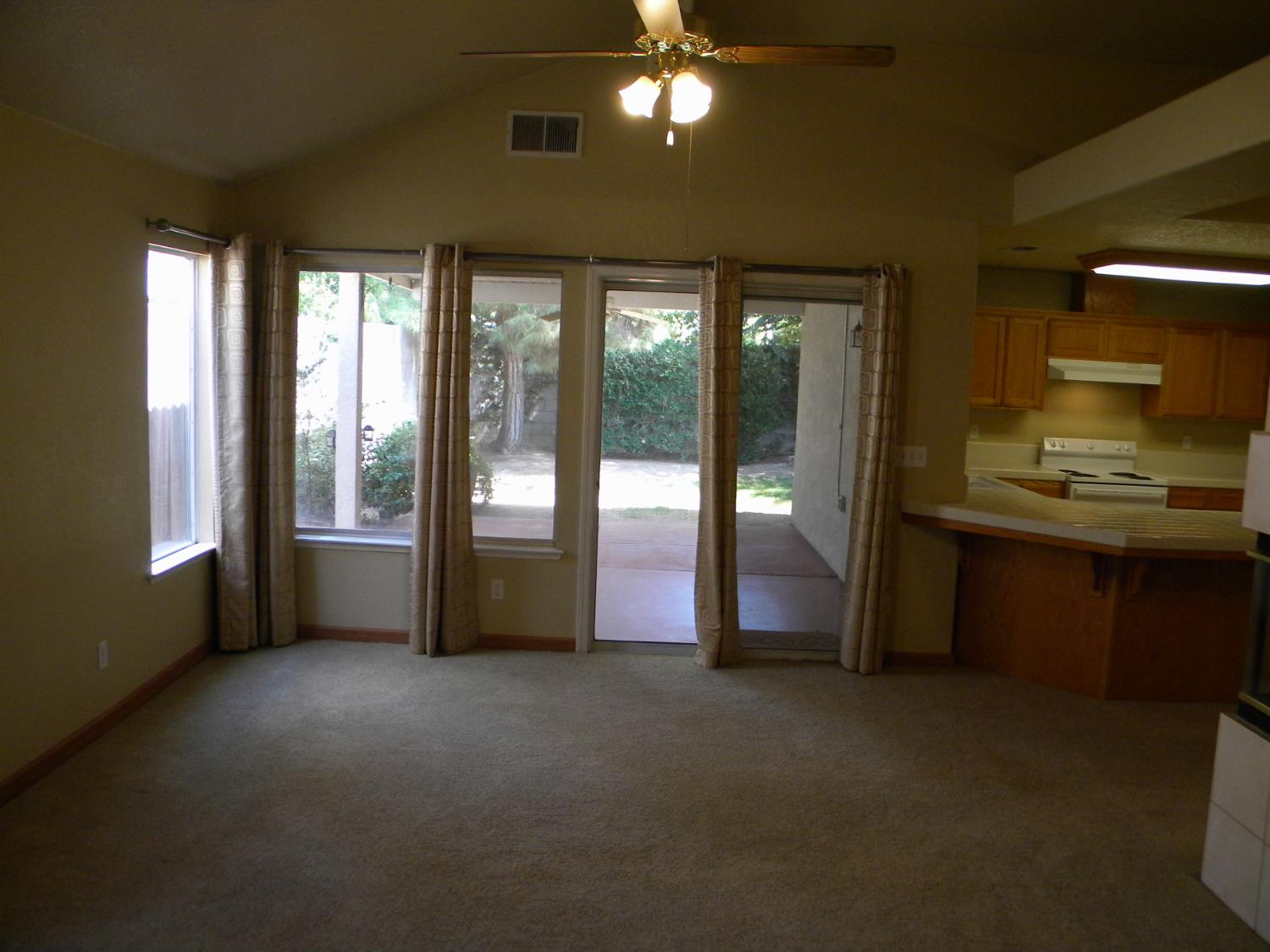 6330 N Malsbary Ave, Fresno, CA 93711