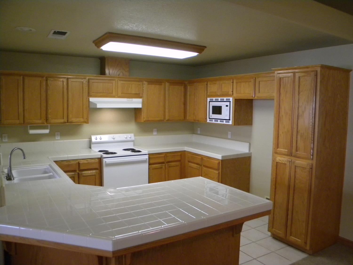 6330 N Malsbary Ave, Fresno, CA 93711