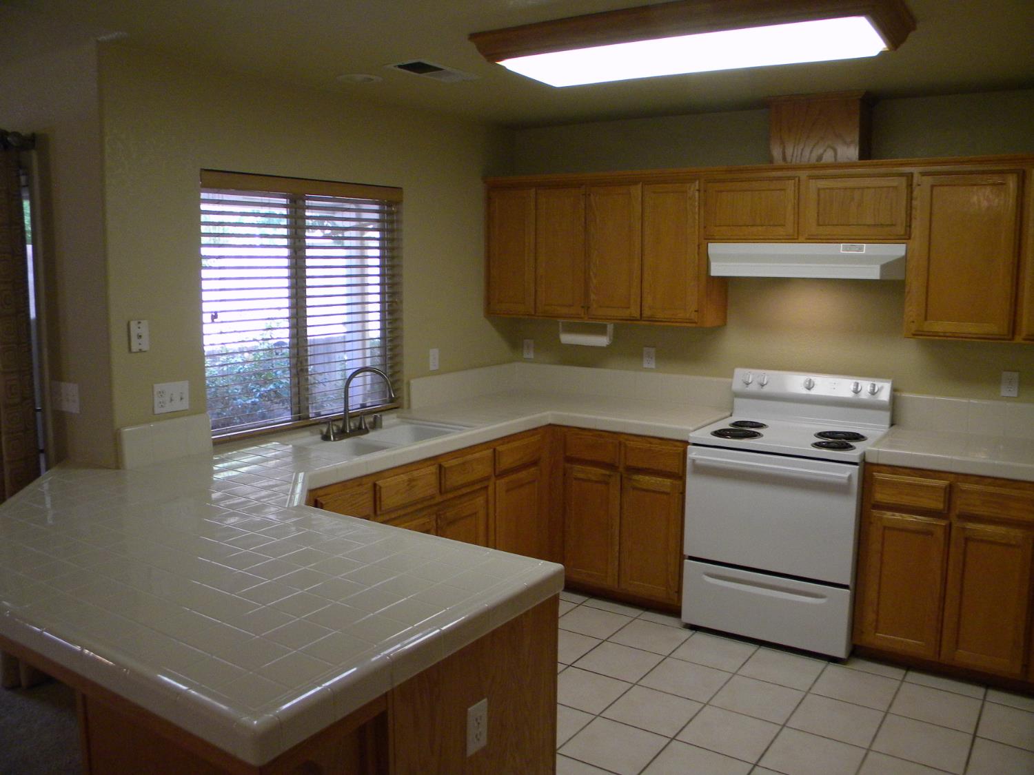 6330 N Malsbary Ave, Fresno, CA 93711