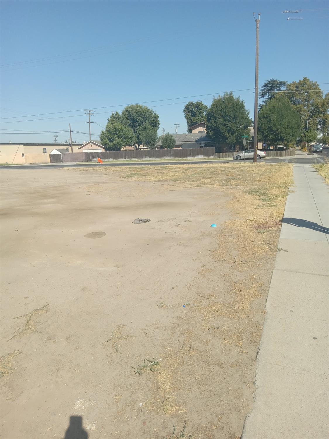 320 N D, Madera, CA 93638