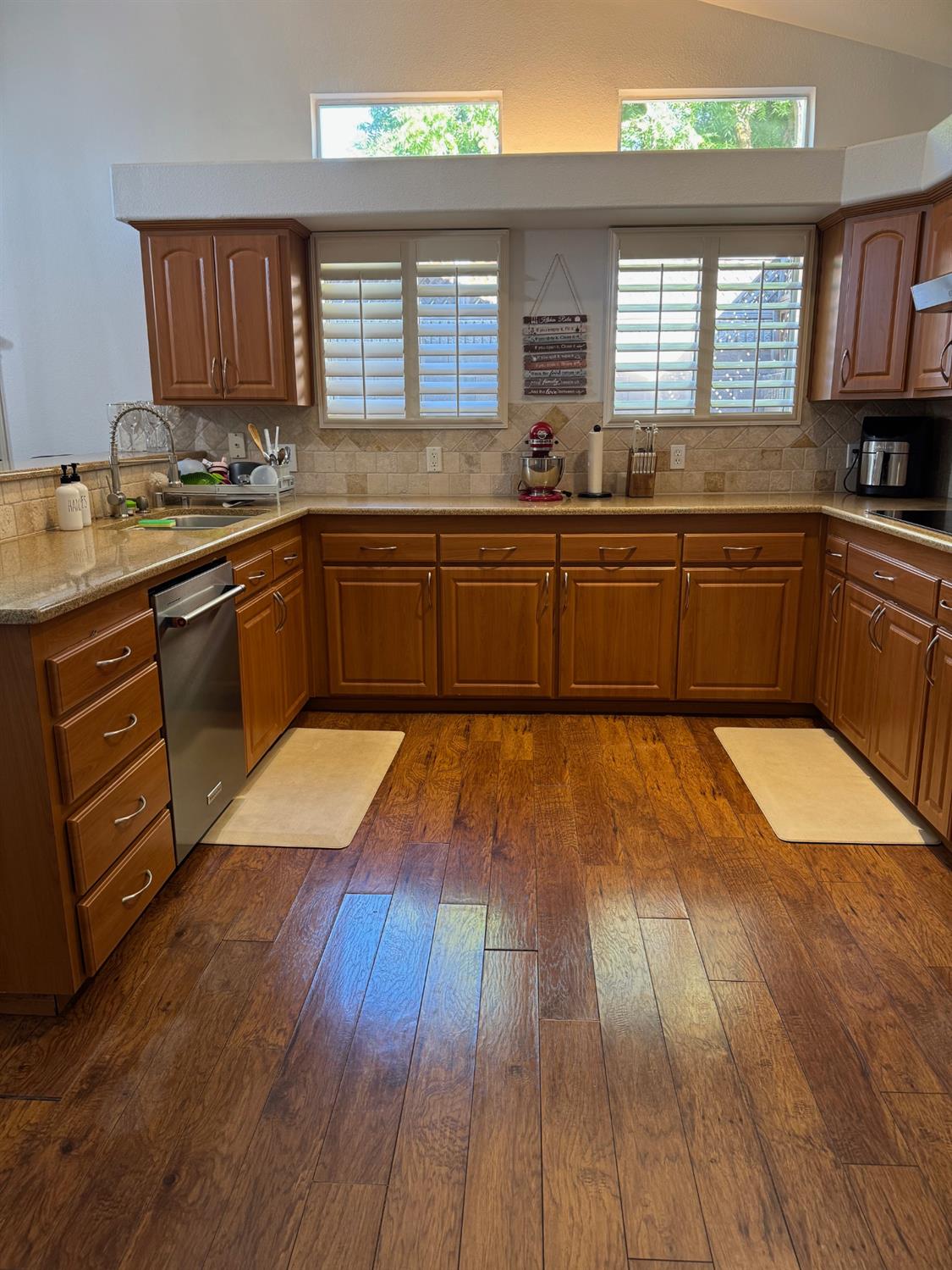 2691 Morris Ave, Clovis, CA 93611