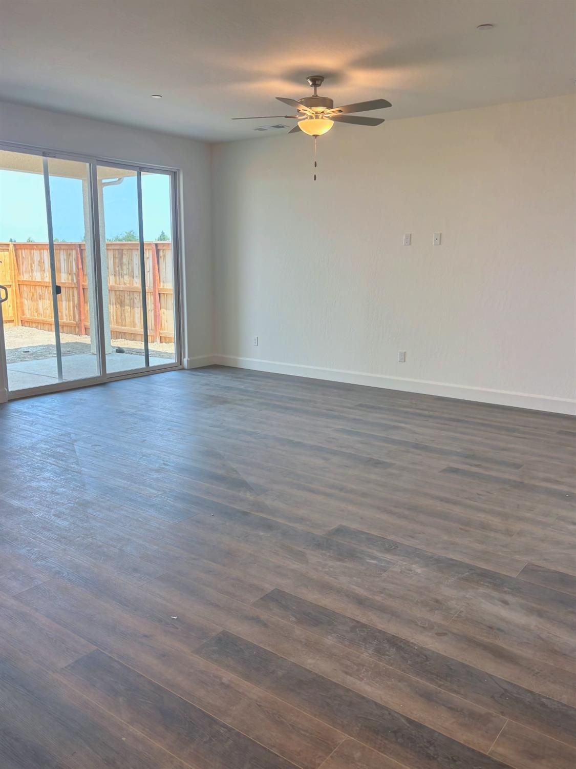 3813 Via Capitola, Madera, CA 93637