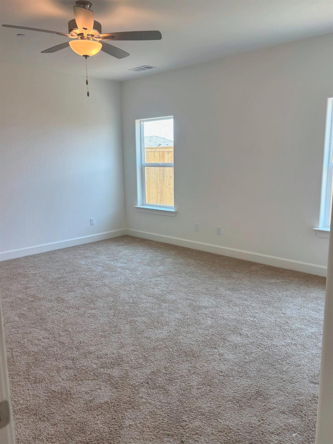 3813 Via Capitola, Madera, CA 93637