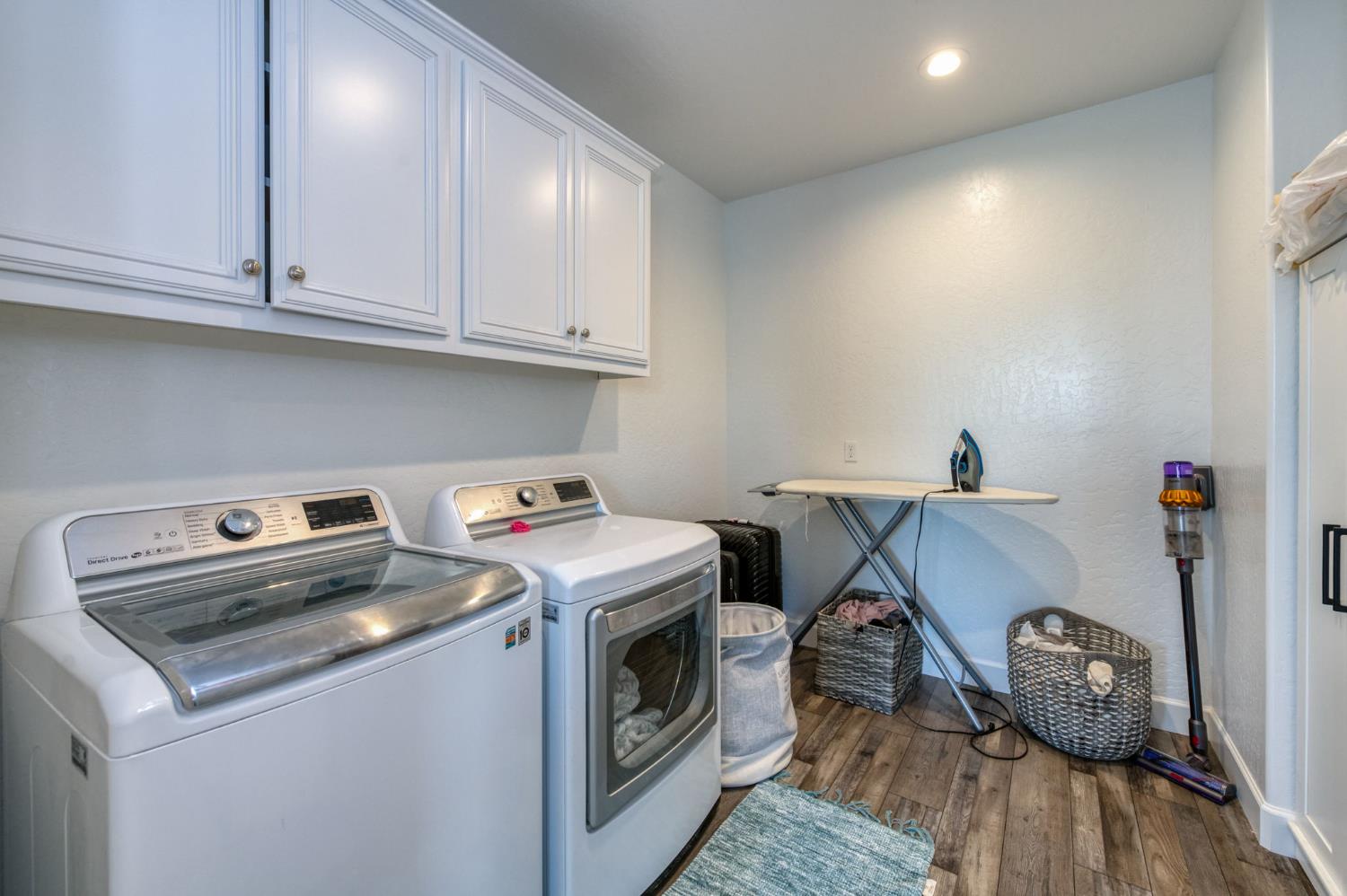 2288 N Bliss Ave, Fresno, CA 93727