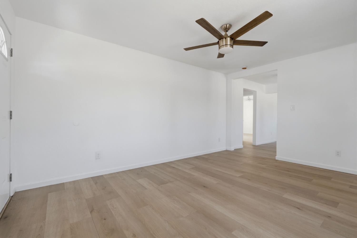 2534 W Garland Ave, Fresno, CA 93705