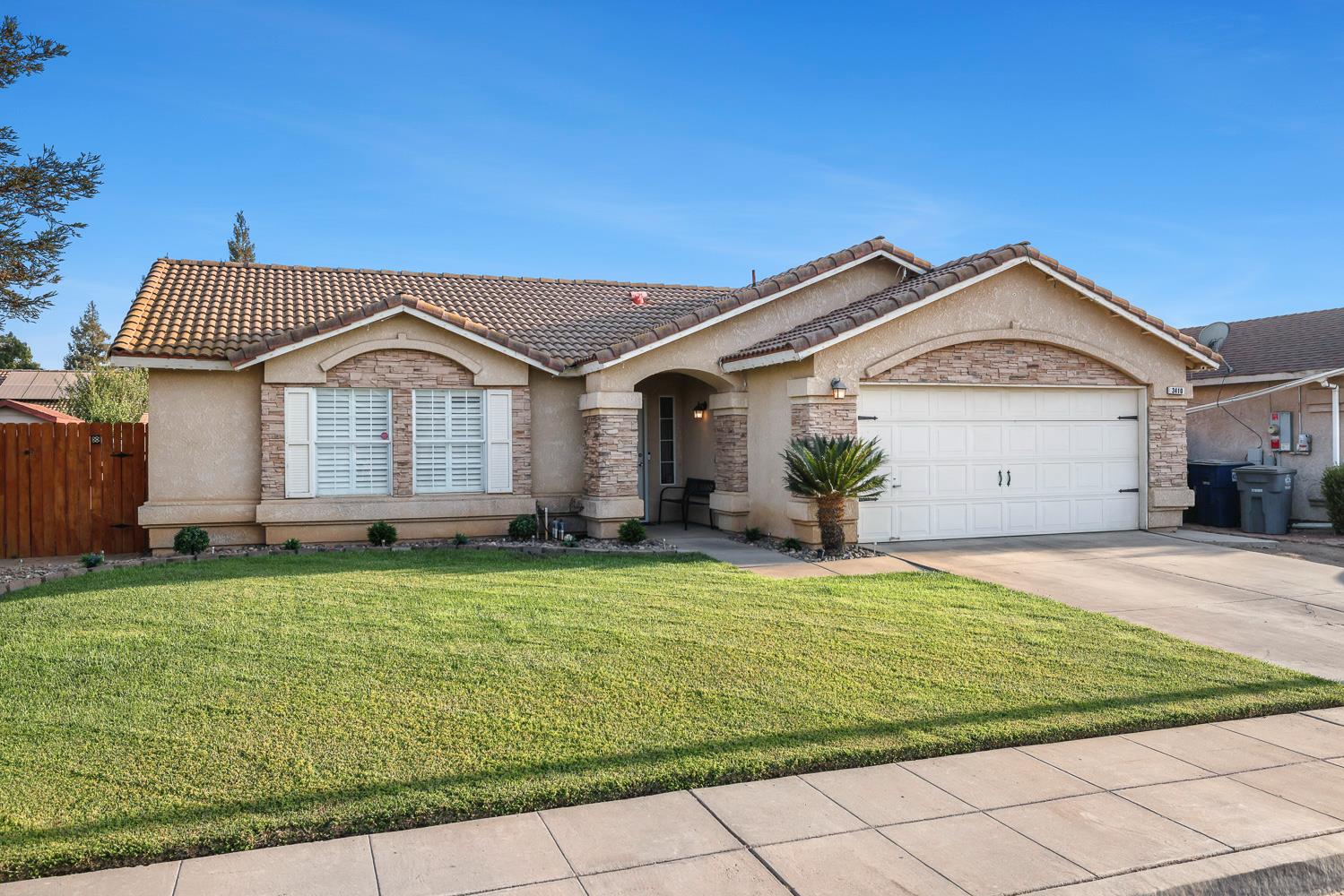 3410 Winter Way, Madera, CA 93637