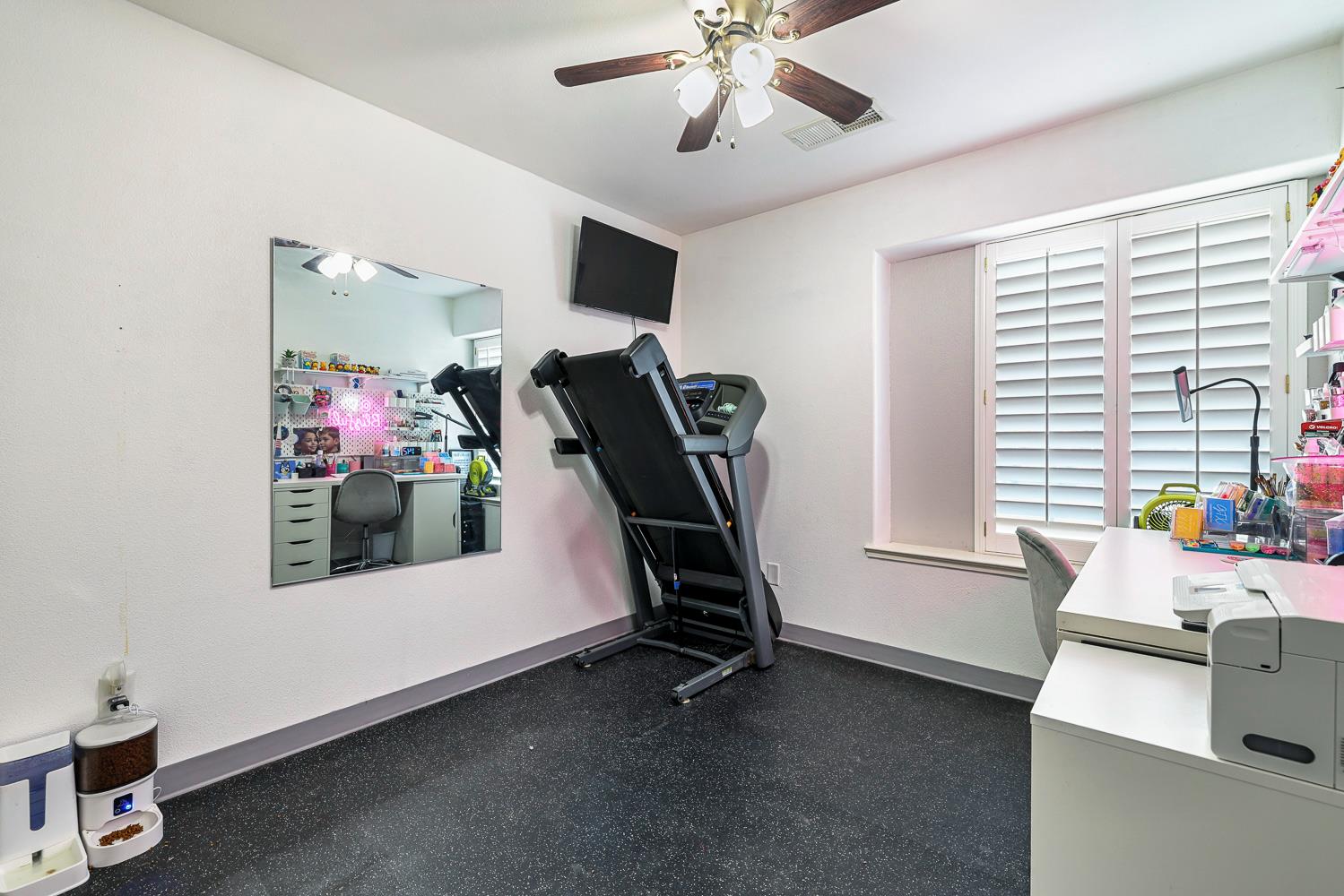 3410 Winter Way, Madera, CA 93637
