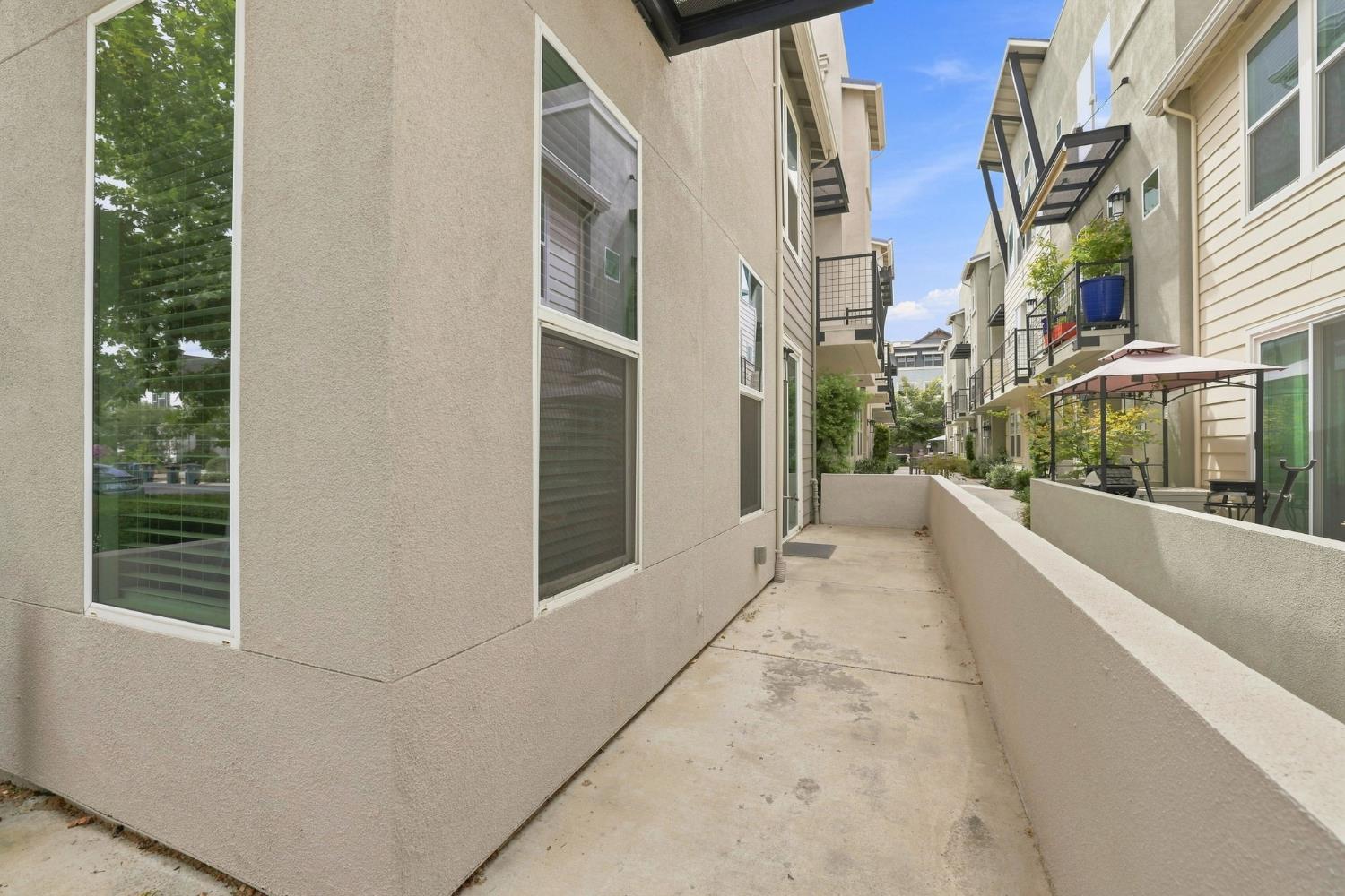 1681 Heirloom St, Davis, CA 95616