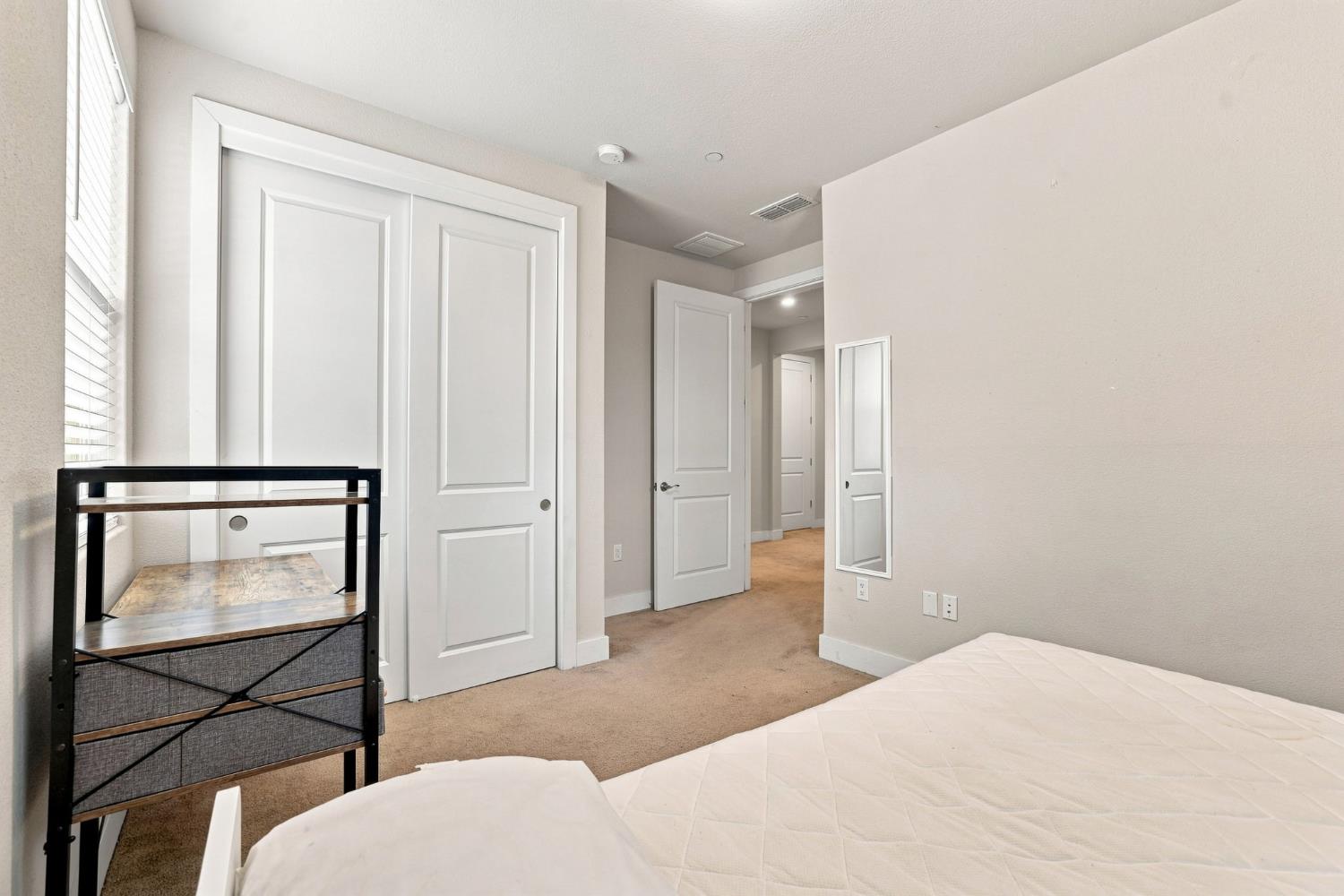 1681 Heirloom St, Davis, CA 95616