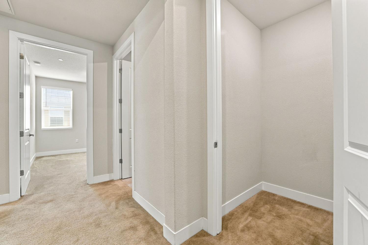 1681 Heirloom St, Davis, CA 95616