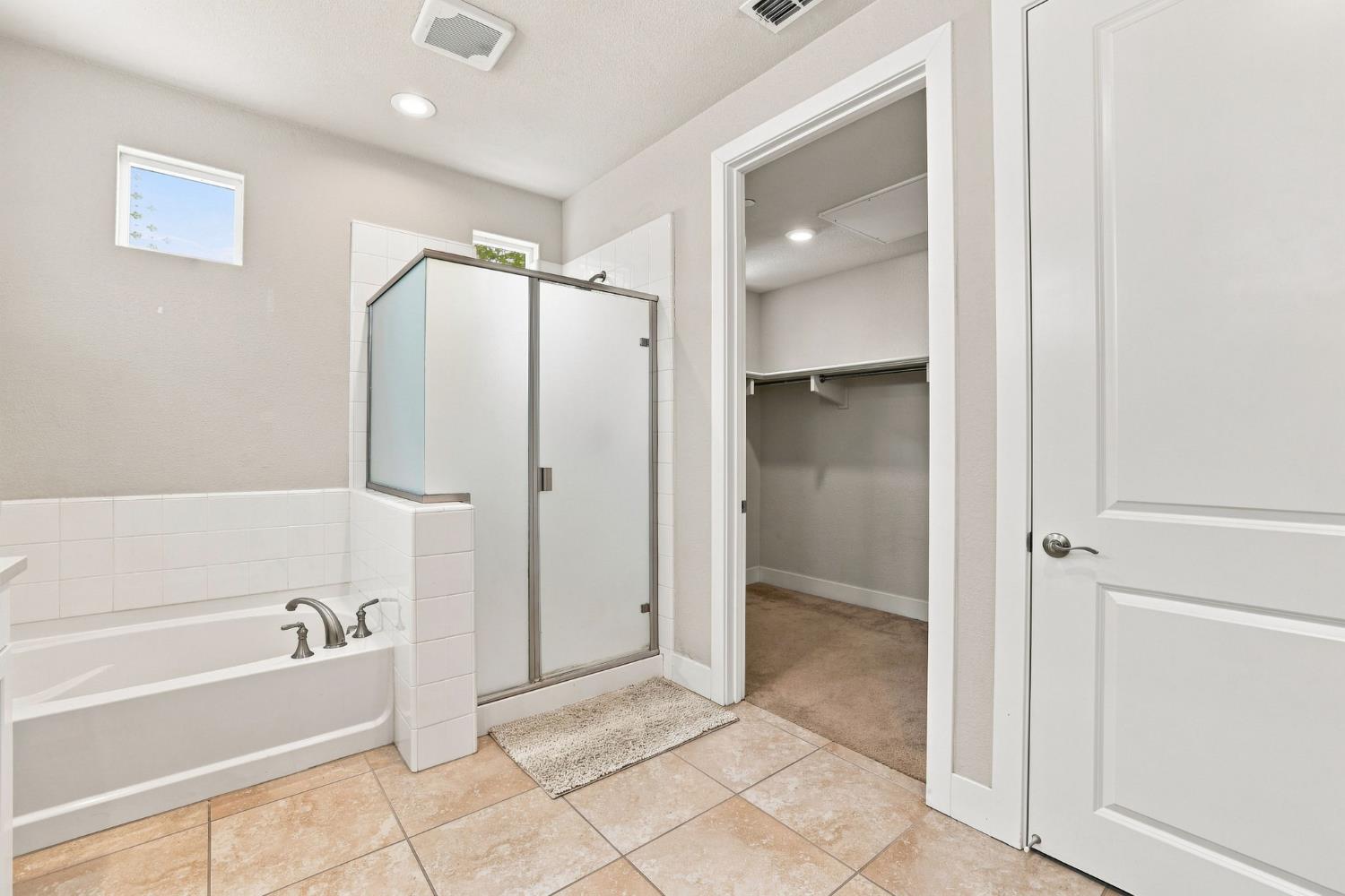 1681 Heirloom St, Davis, CA 95616