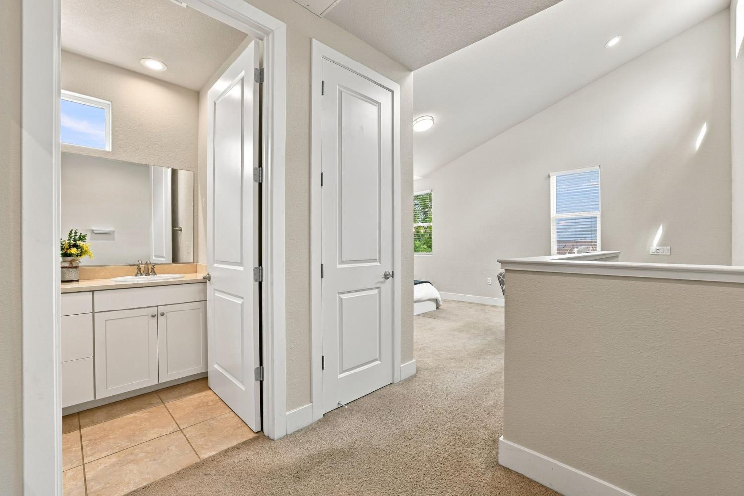 1681 Heirloom St, Davis, CA 95616